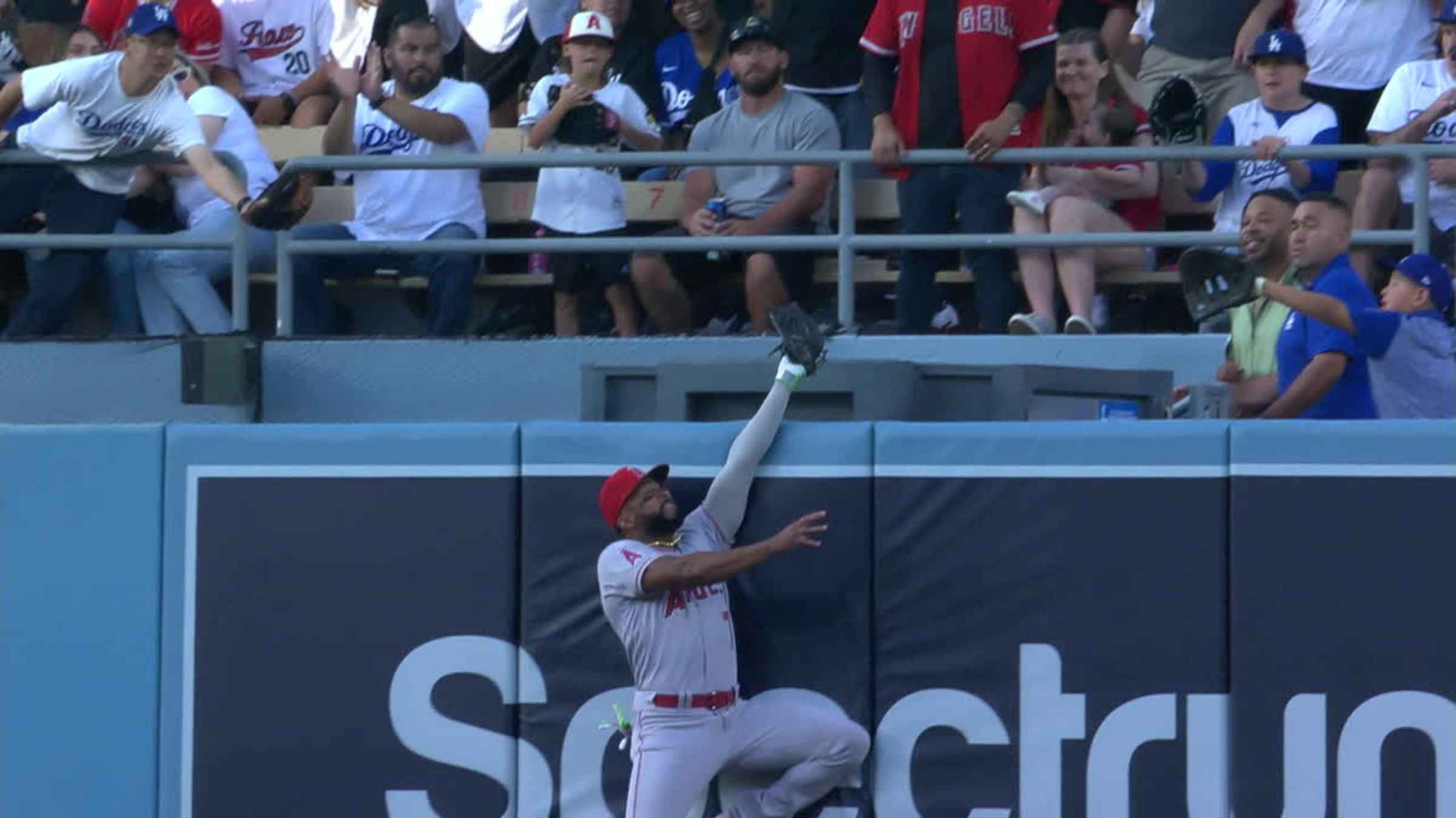 Jo Adell's solo home run, 04/13/2023