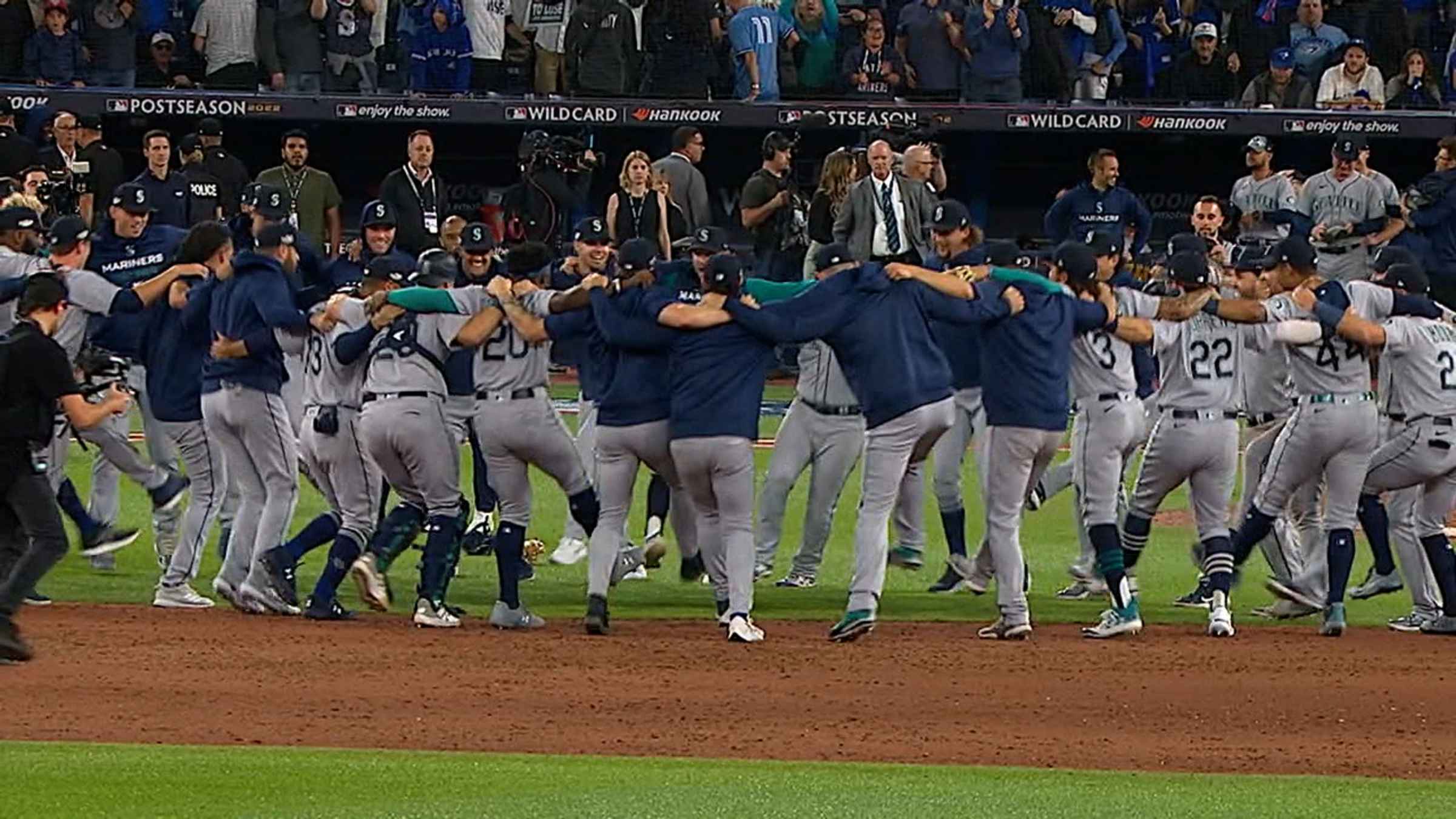 Mariners Complete Epic Comeback 