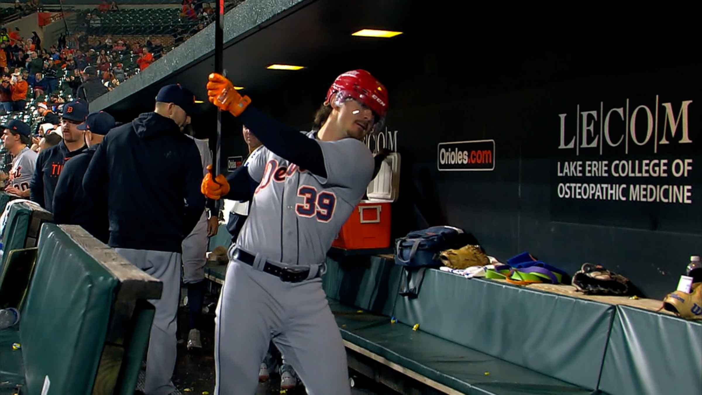 James McCann's solo homer (3), 06/04/2023