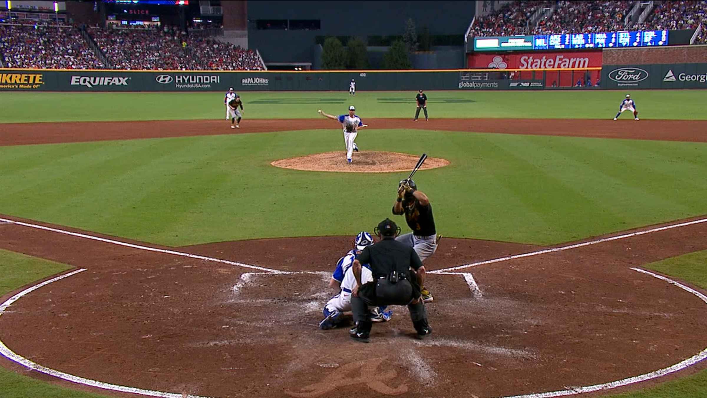 Ji-Hwan Bae's RBI single, 03/07/2021