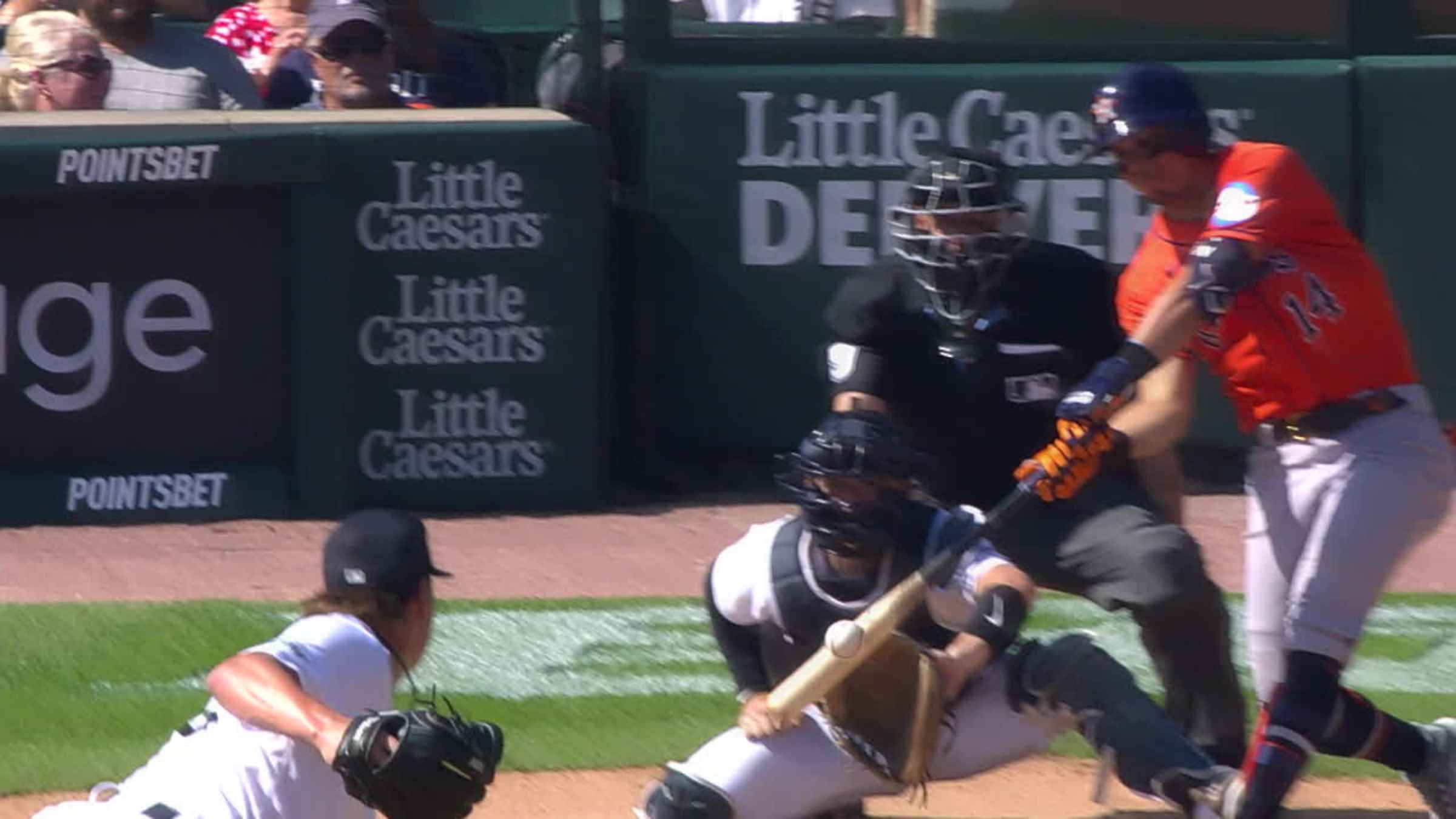 Mauricio Dubón's two-run homer, 07/29/2022