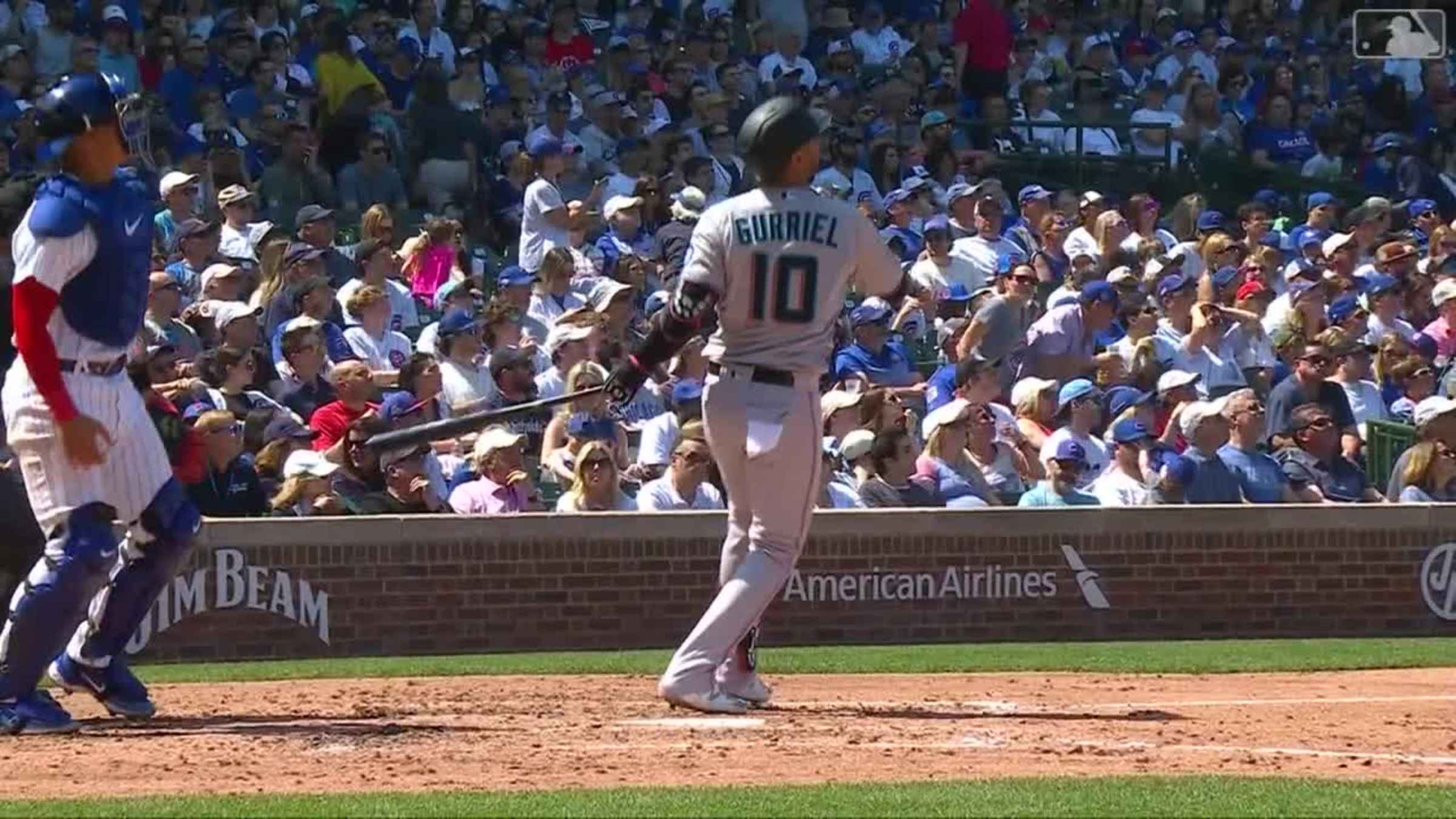 Yuli Gurriel's RBI single, 05/13/2023