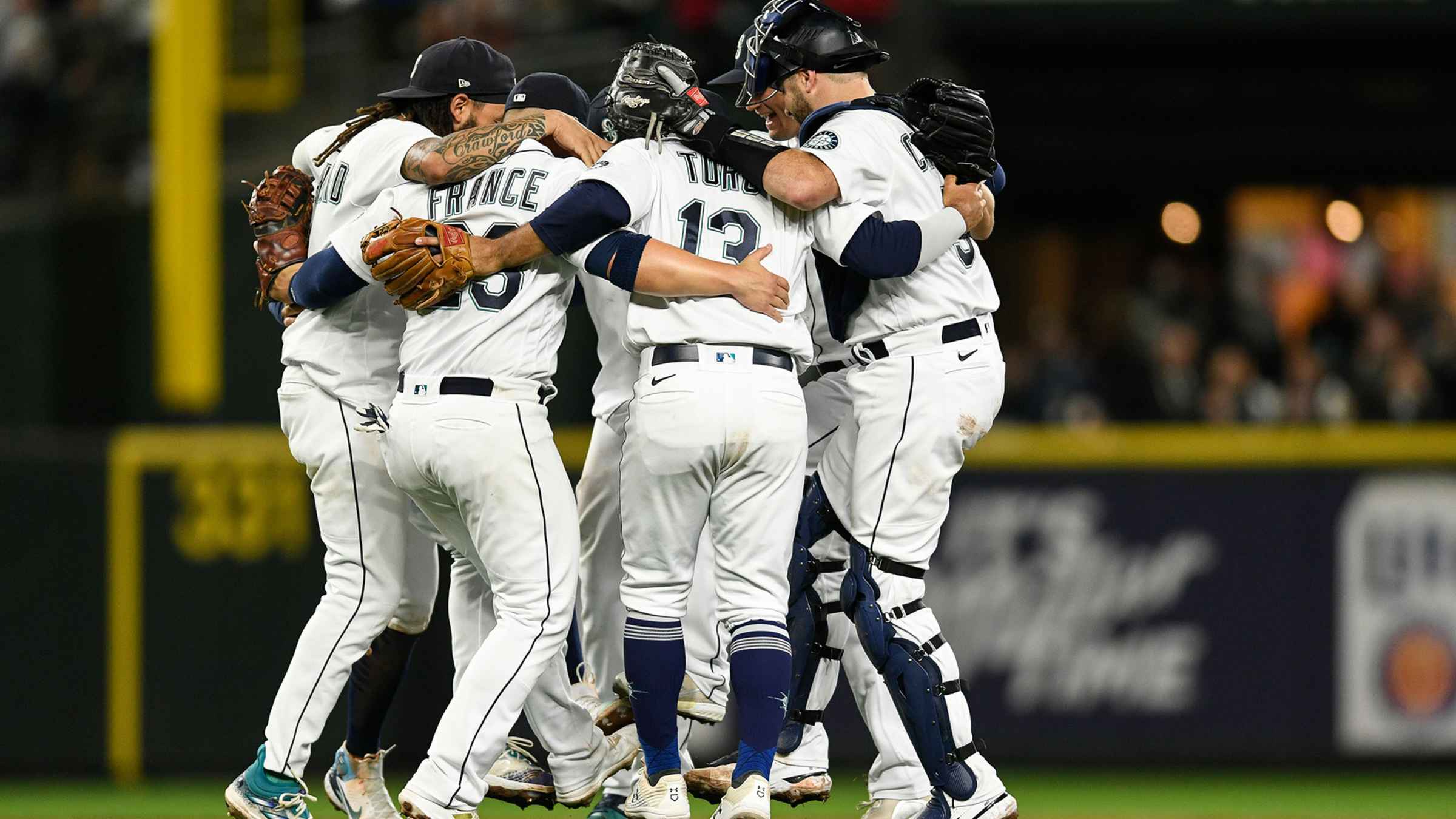 With the Mariners in the playoffs, Seattle nonprofits win too