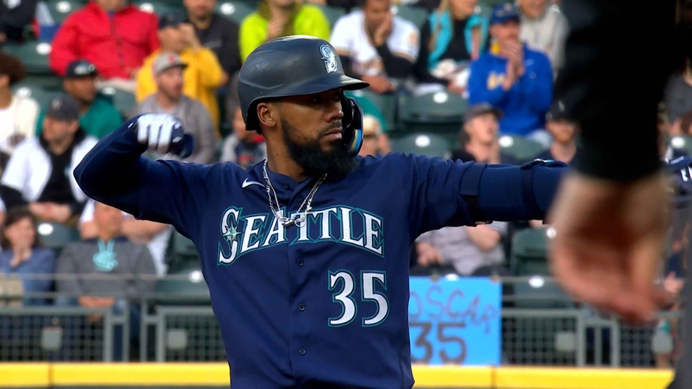 Teoscar Hernández's RBI double, 06/12/2023