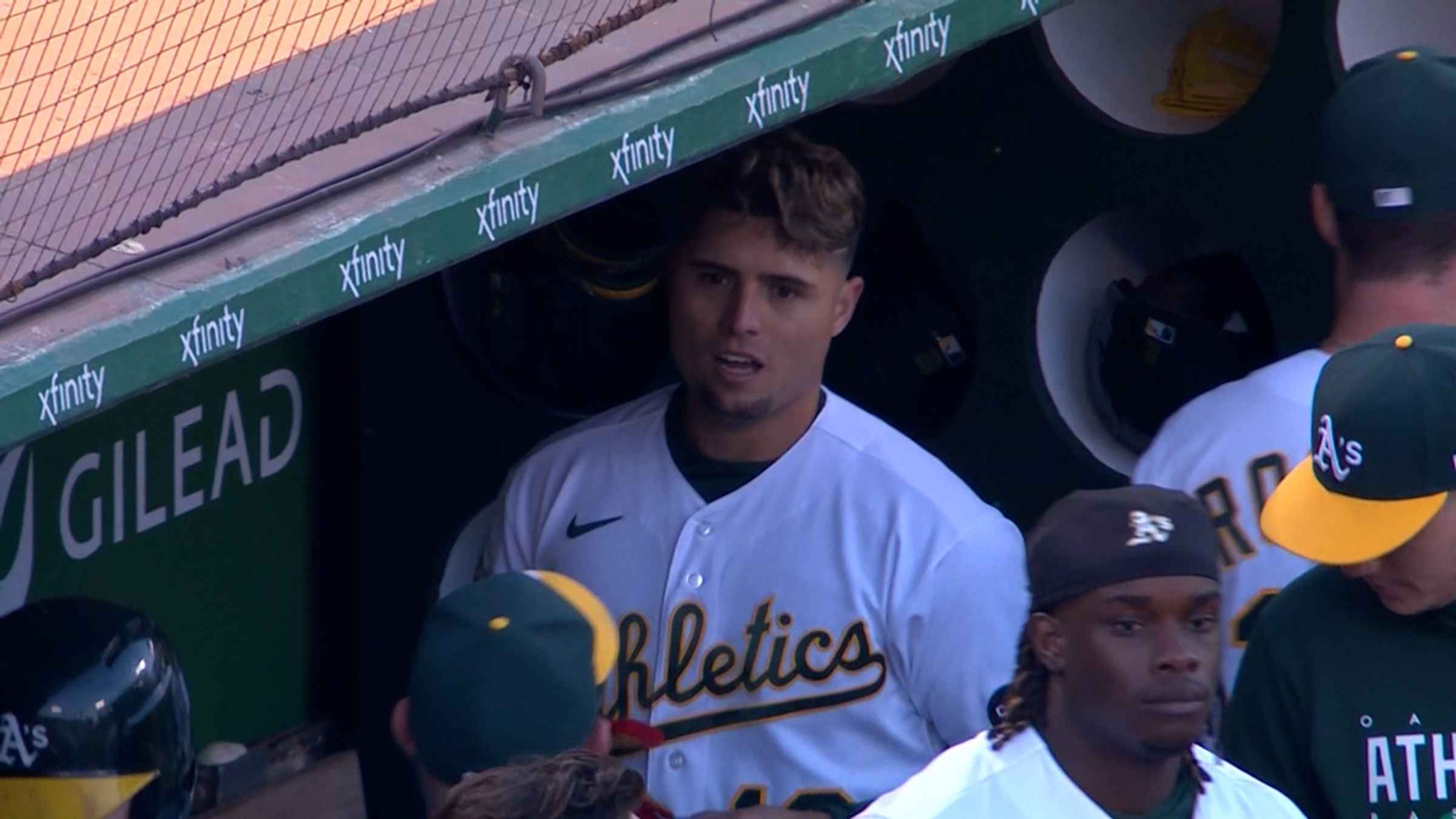 Aledmys Díaz powers A's with pair of homers against Orioles