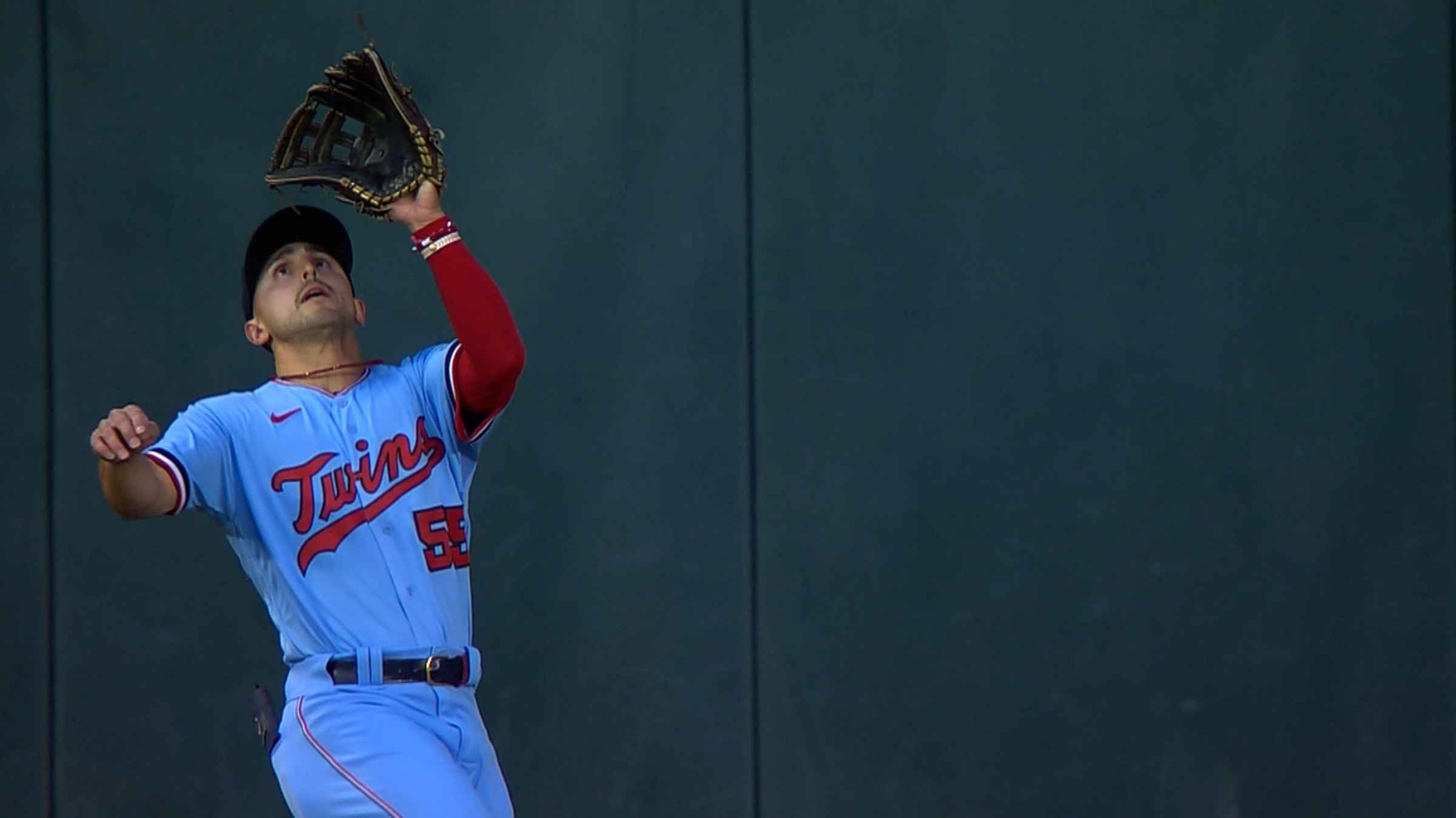 Mark Contreras' leaping catch, 09/27/2022