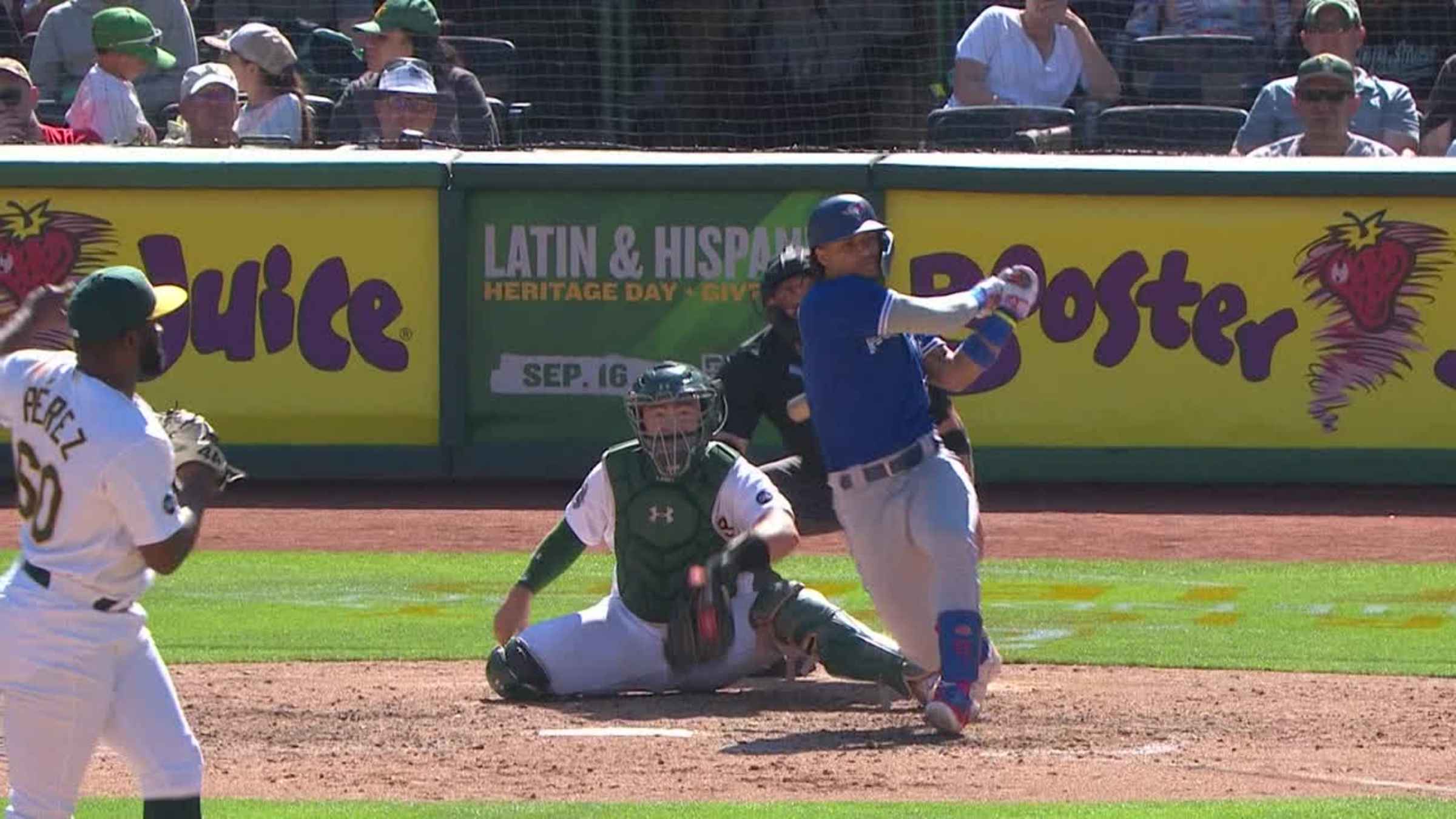 CAVAN BIGGIO LITTLE LEAGUE HOME RUN!