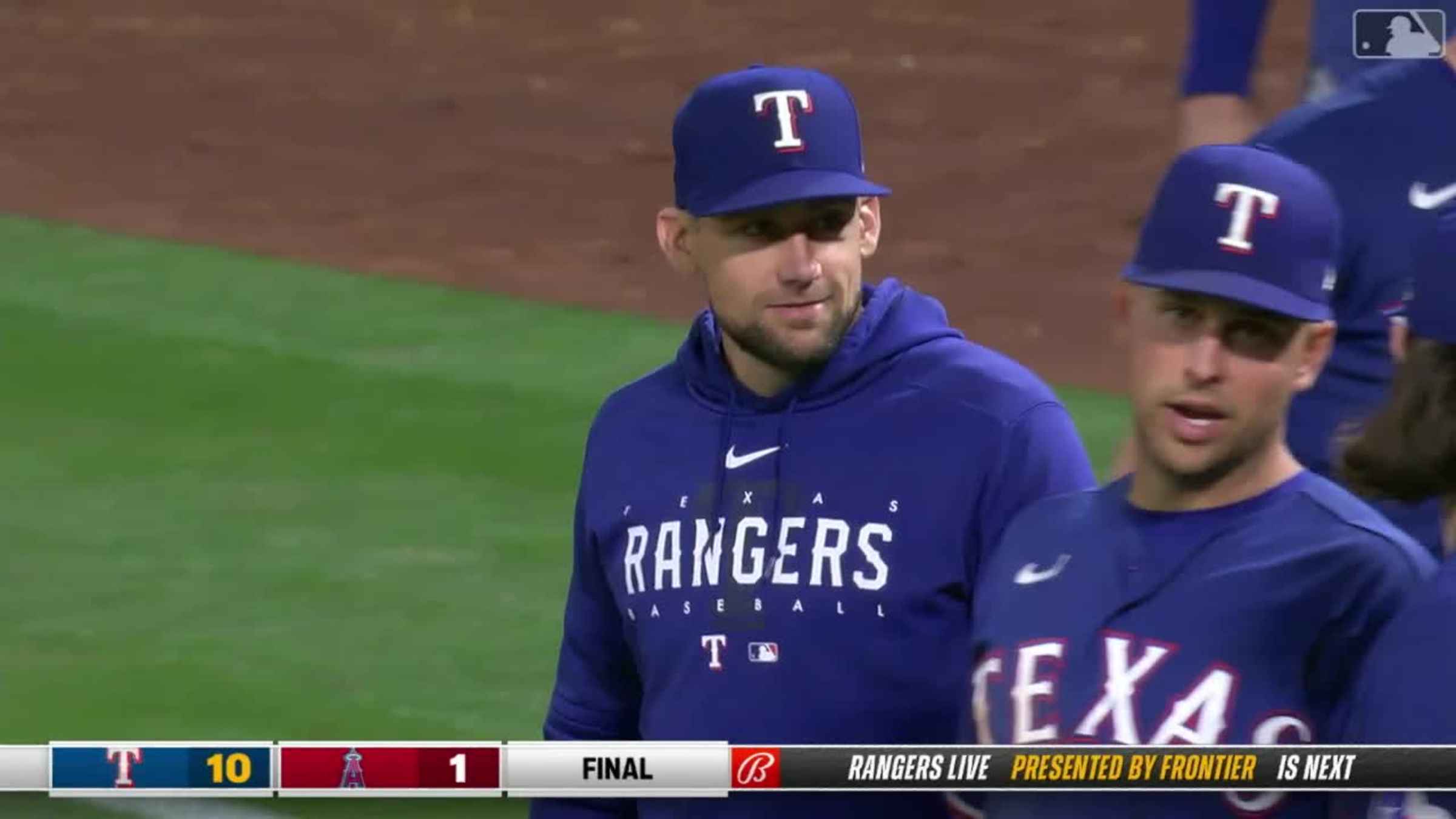 Texas Rangers' Ezequiel Duran, left, is caught stealing second