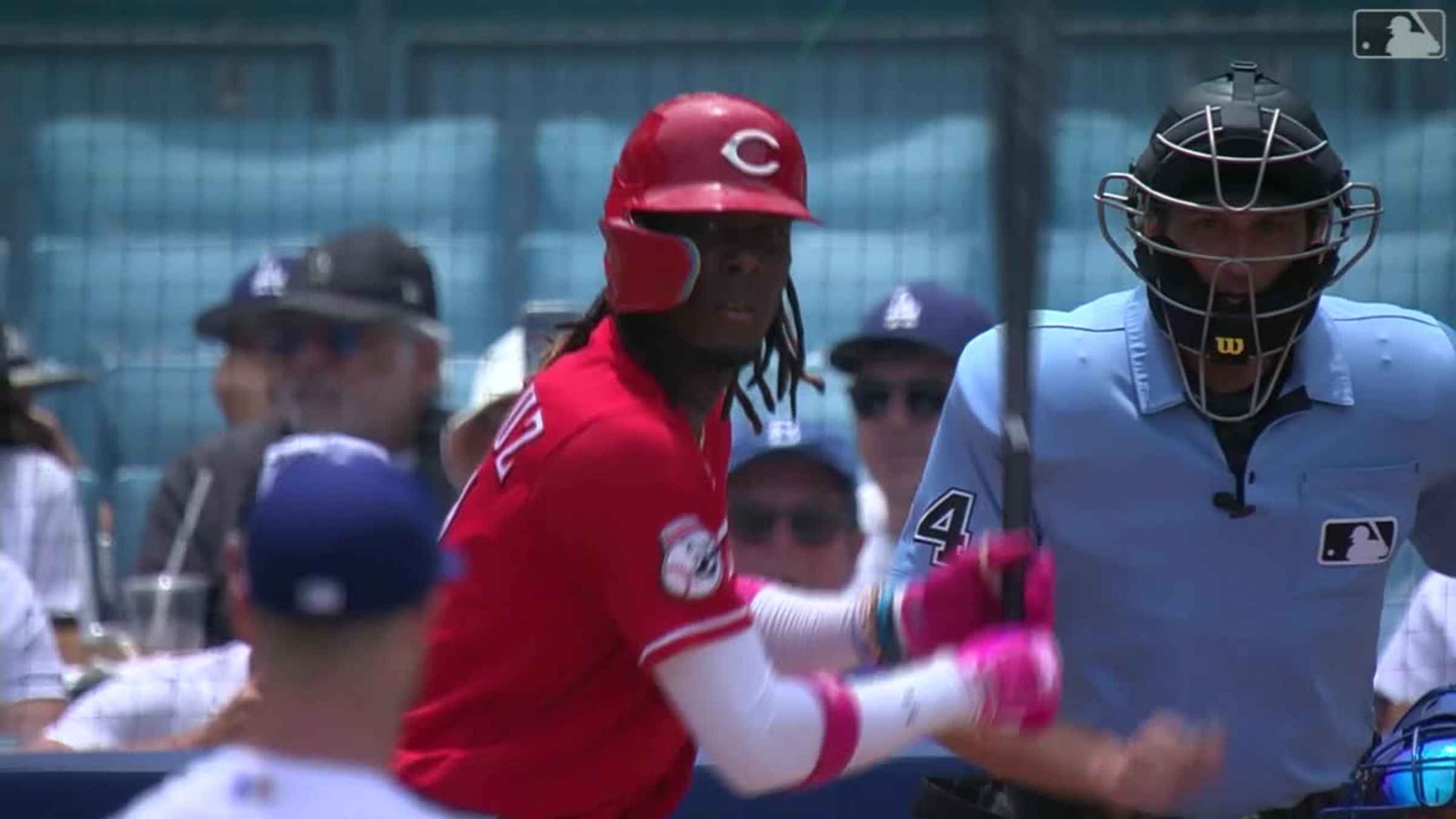 James Outman robs HR from Votto, 07/30/2023