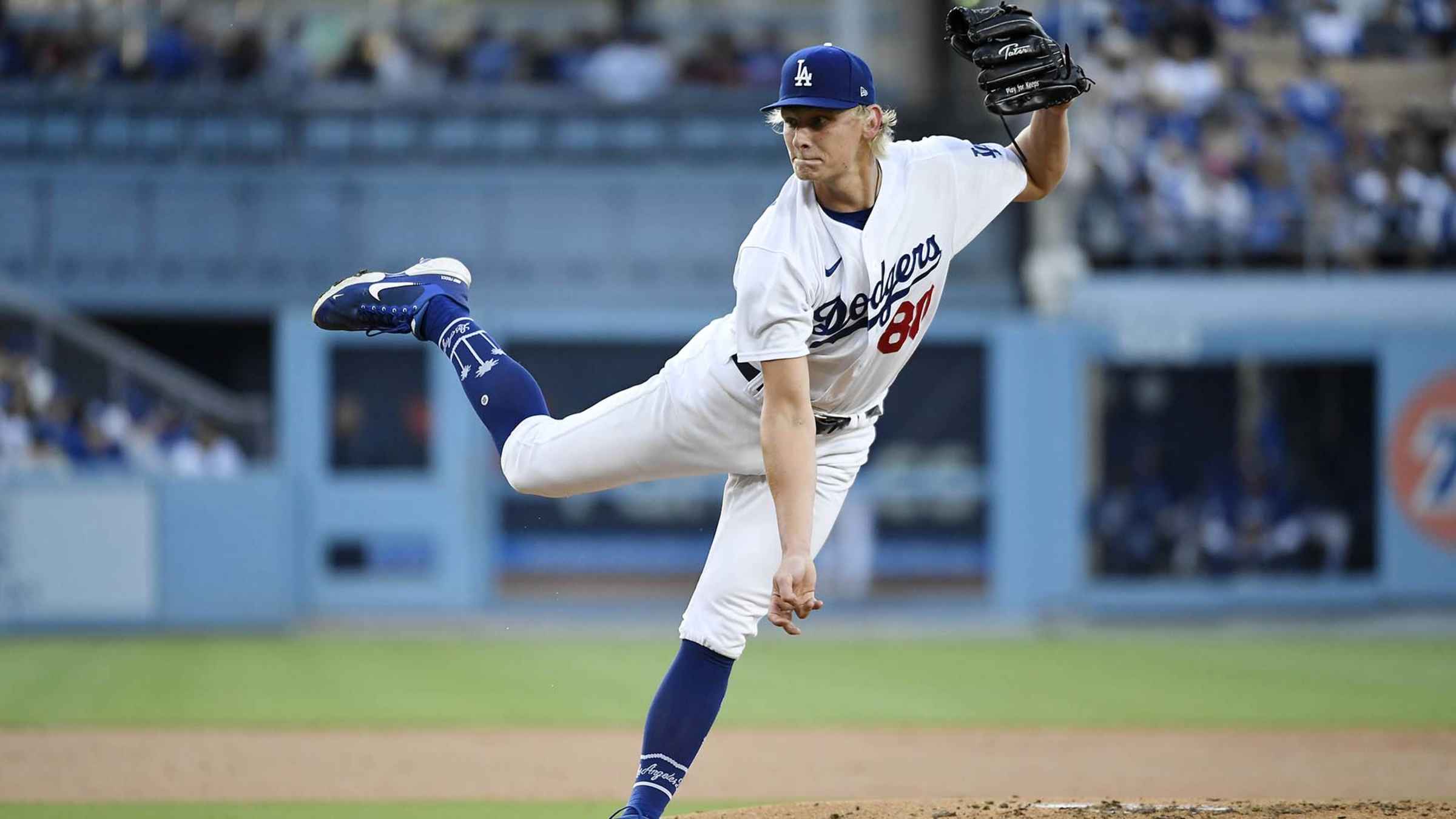 MLB - Los Dodgers debut the all blue.