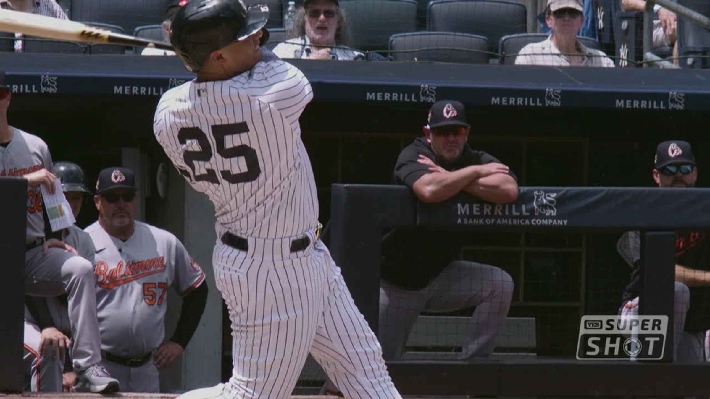 Gleyber Torres hits clutch pinch-hit two-run double