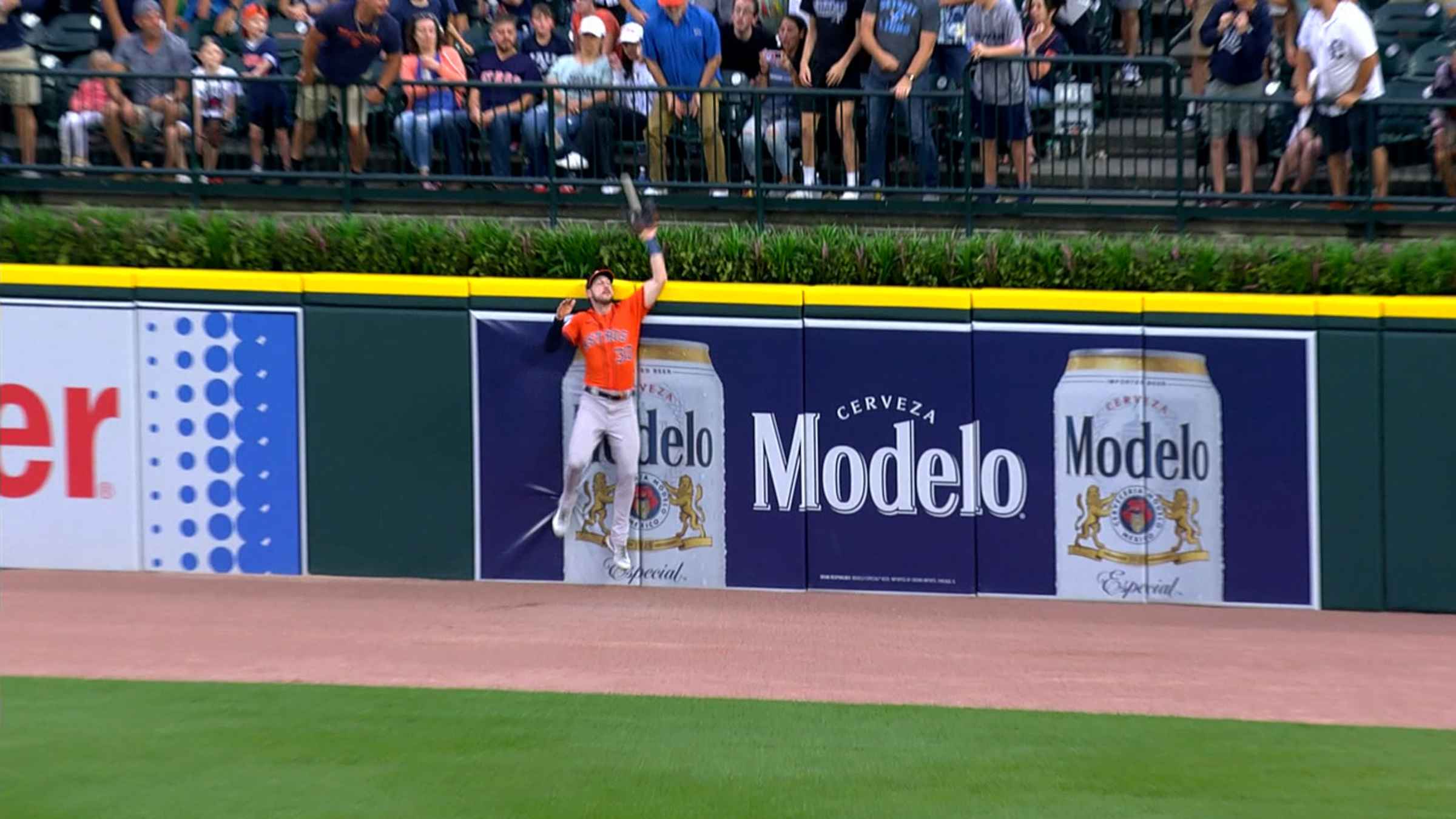 Kyle Tucker's home run robbery, 08/25/2023