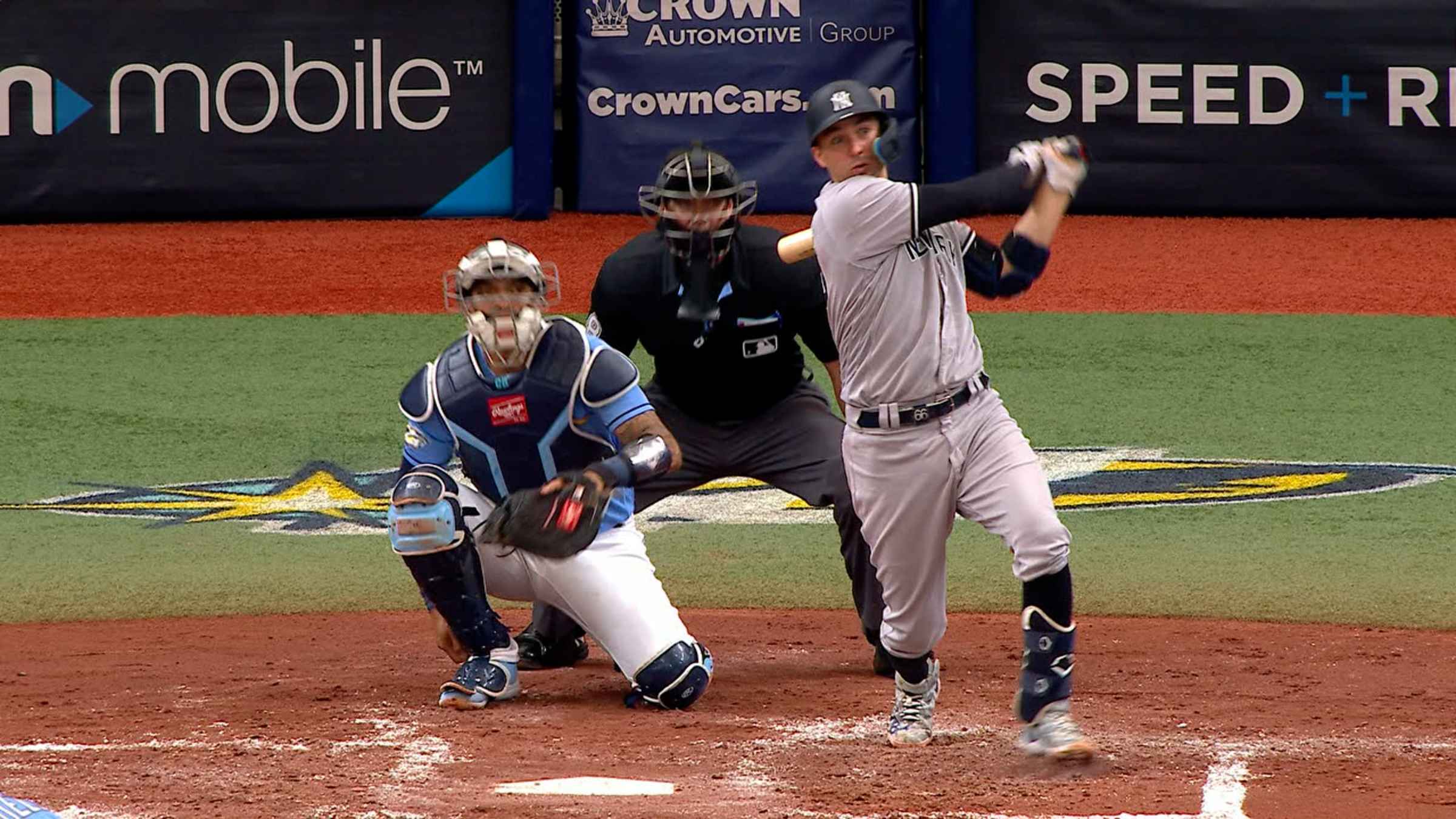 Kyle Higashioka's solo HR (8), 09/09/2022