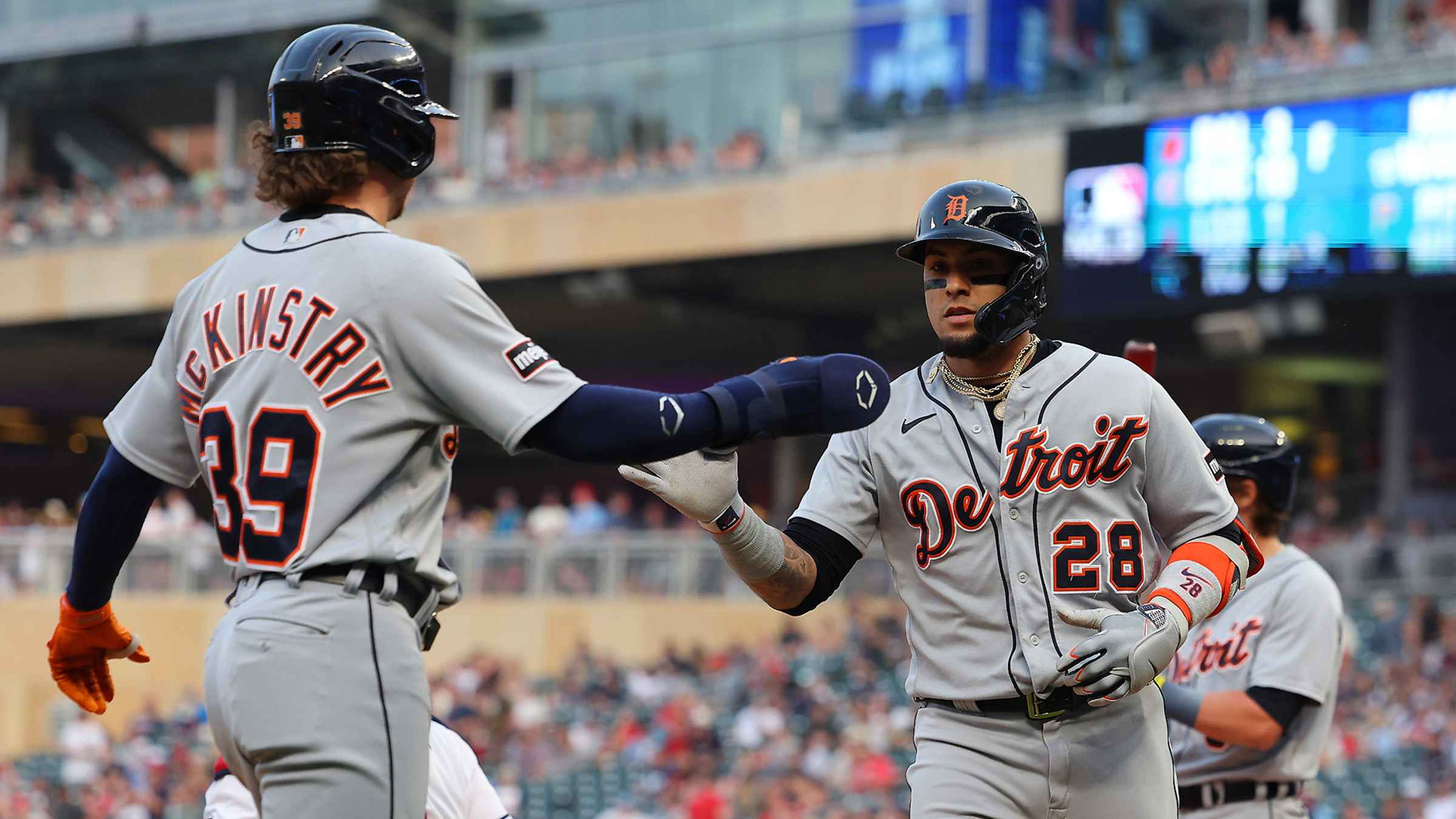 Matt Vierling's two-homer night, 06/16/2023