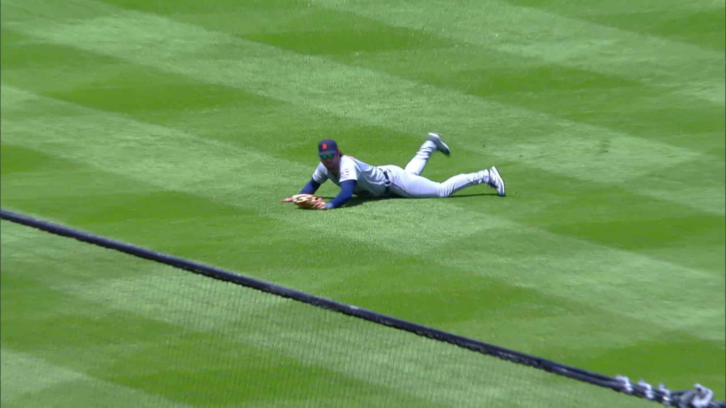 Matt Vierling's diving catch, 07/09/2022