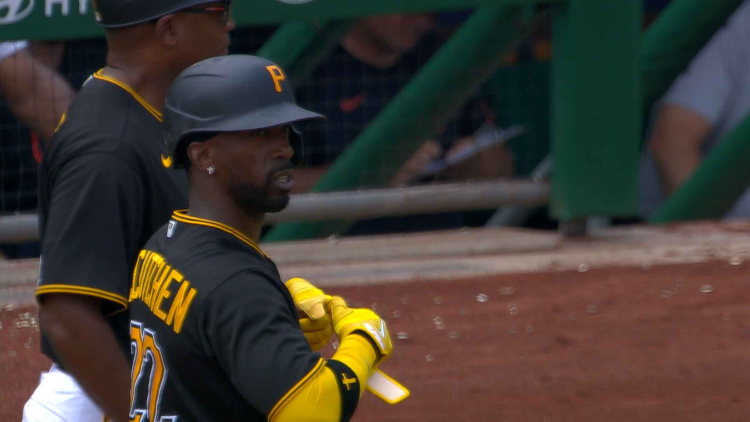 Andrew McCutchen's RBI single, 04/14/2022