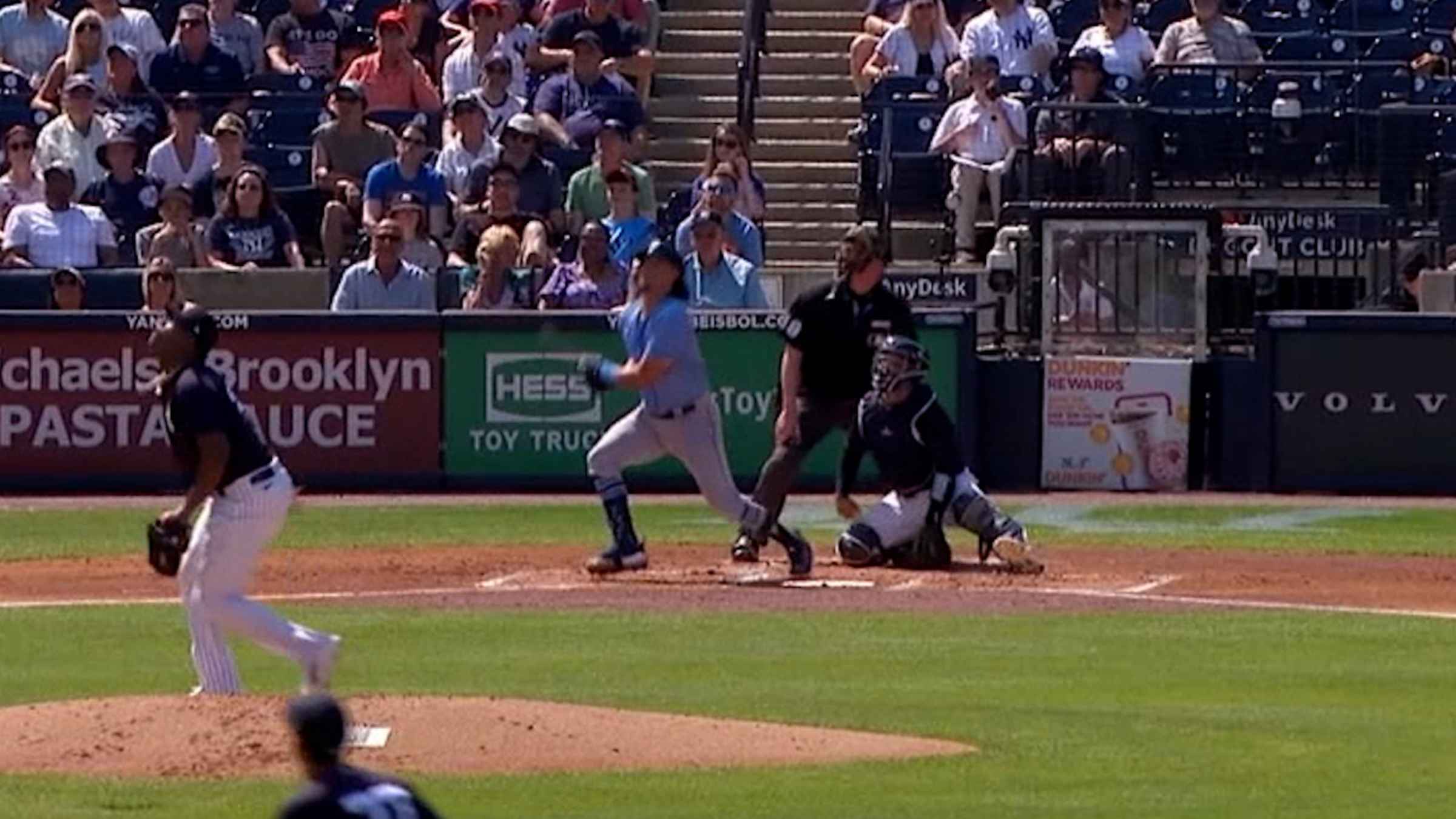 Curtis Mead's solo home run, 09/02/2023