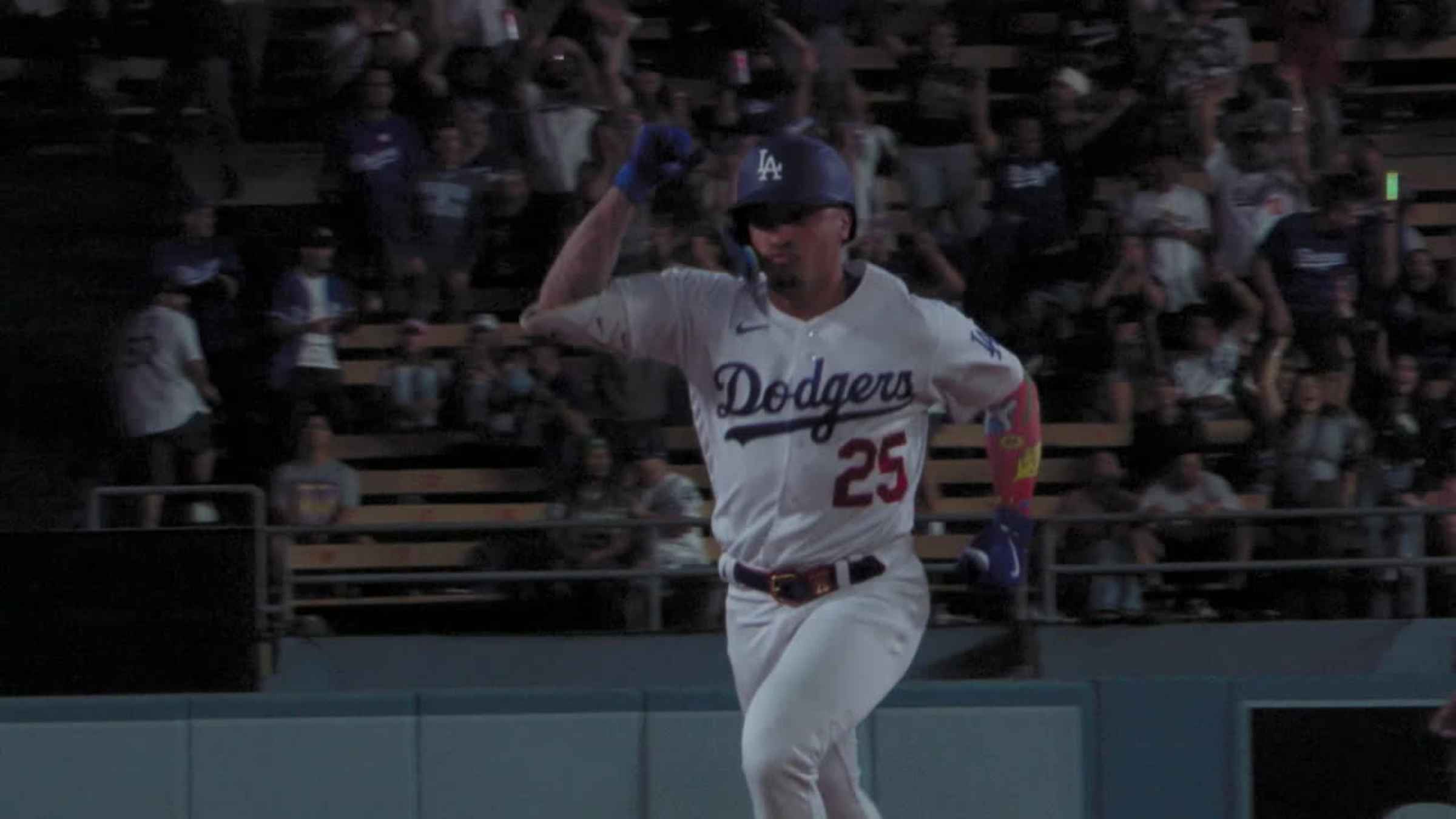 Kolten Wong's go-ahead homer (2), 07/24/2023