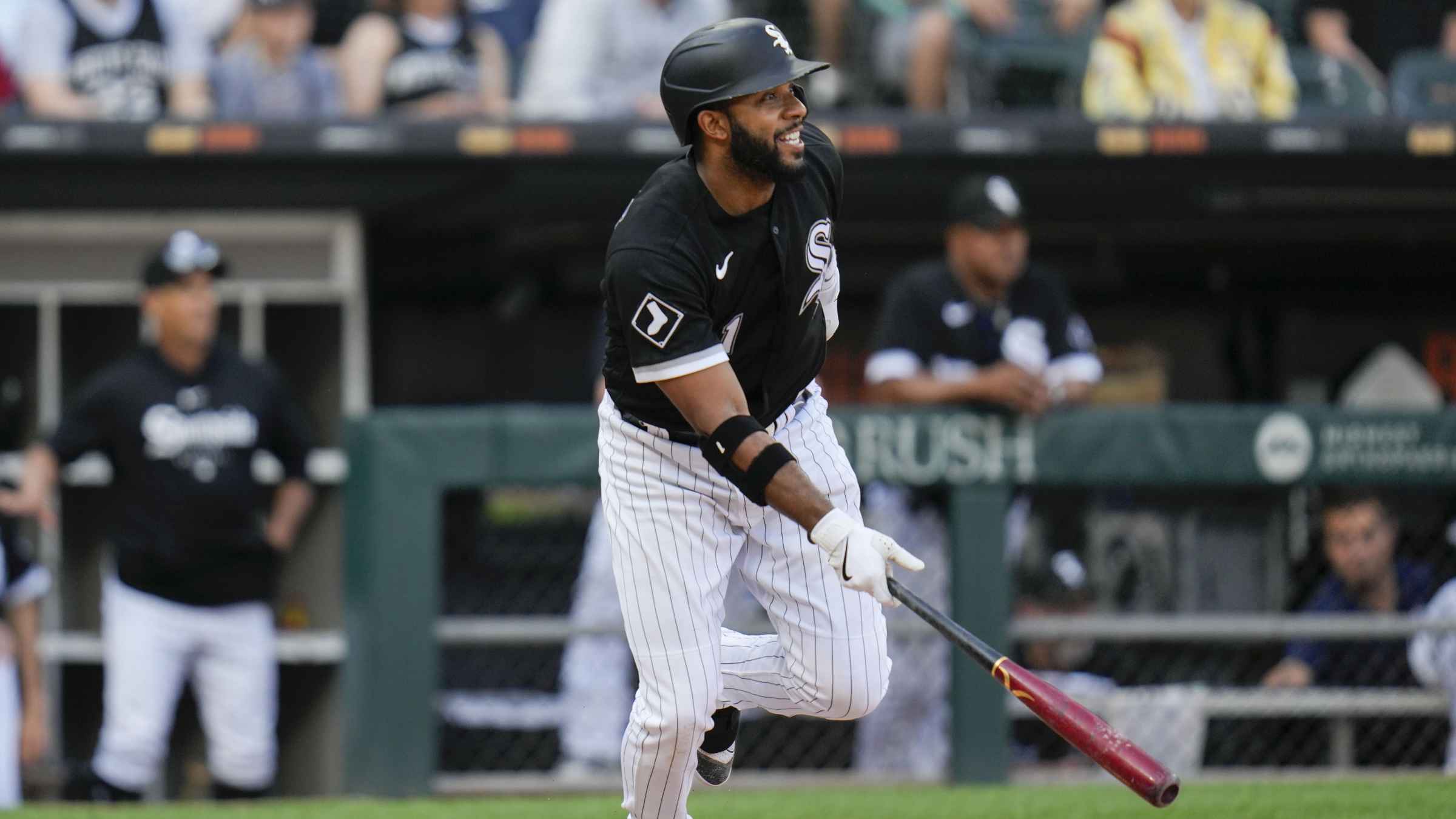 Andrus gives White Sox a big lift in 5-4 win over Red Sox