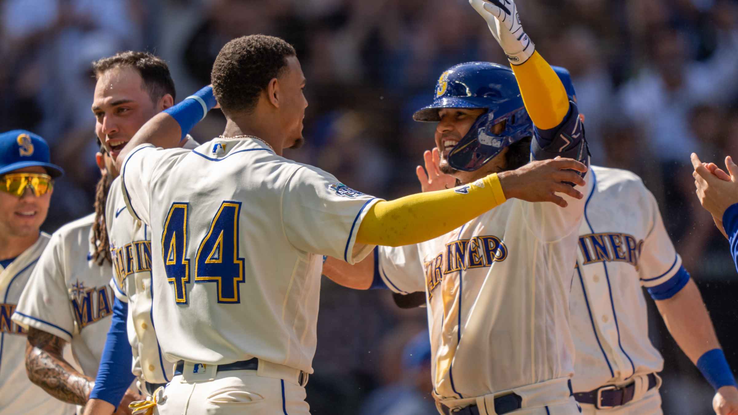 MLB - The Seattle Mariners refuse to go away quietly. Is