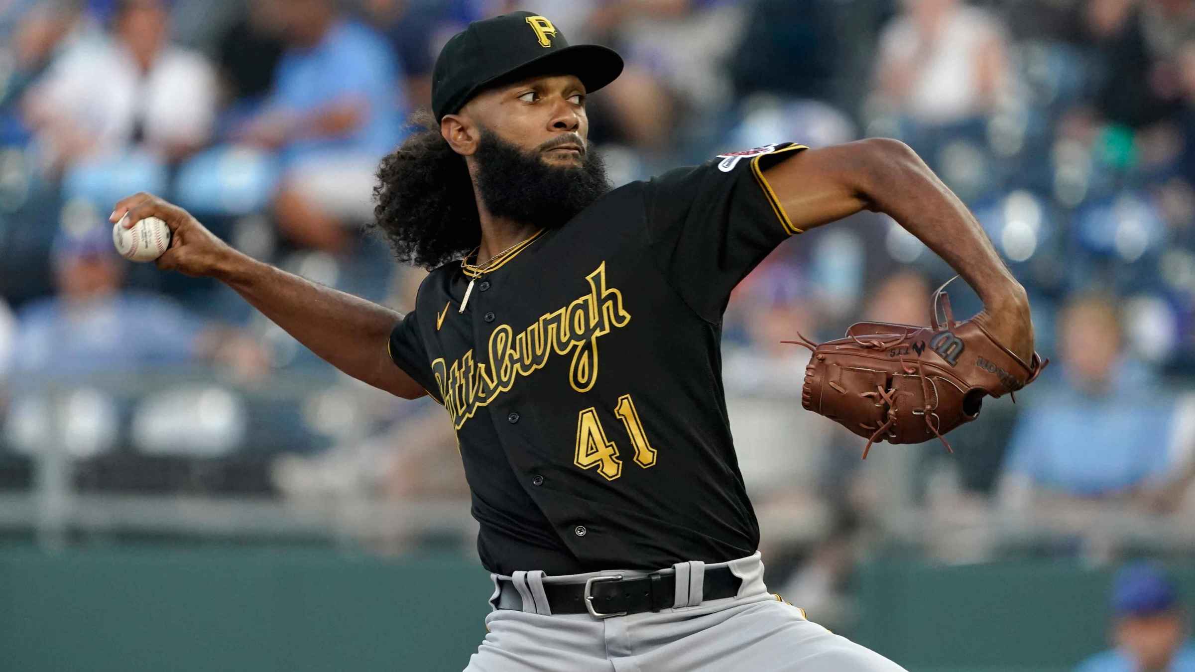 Pittsburgh Pirates sweep Kansas City Royals with 4-1 victory