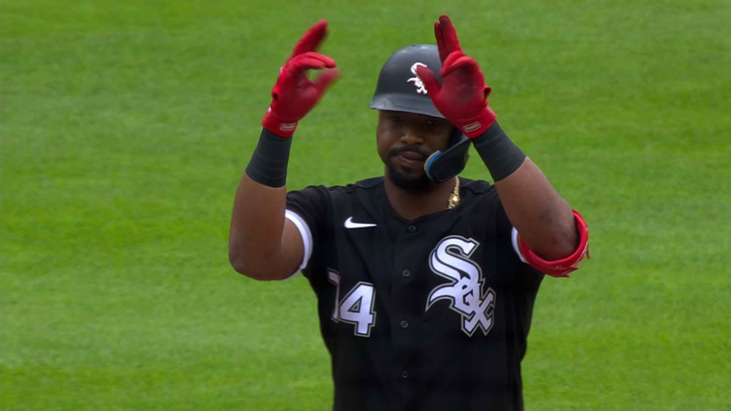 Eloy Jiménez's second RBI double, 03/31/2023