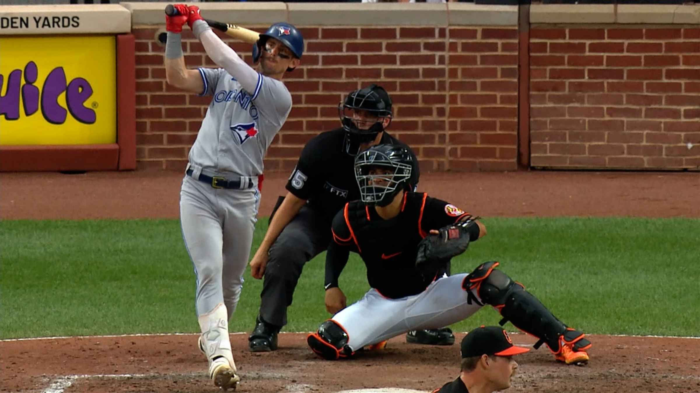 Cavan Biggio's 3-run home run propels comeback win for Blue Jays