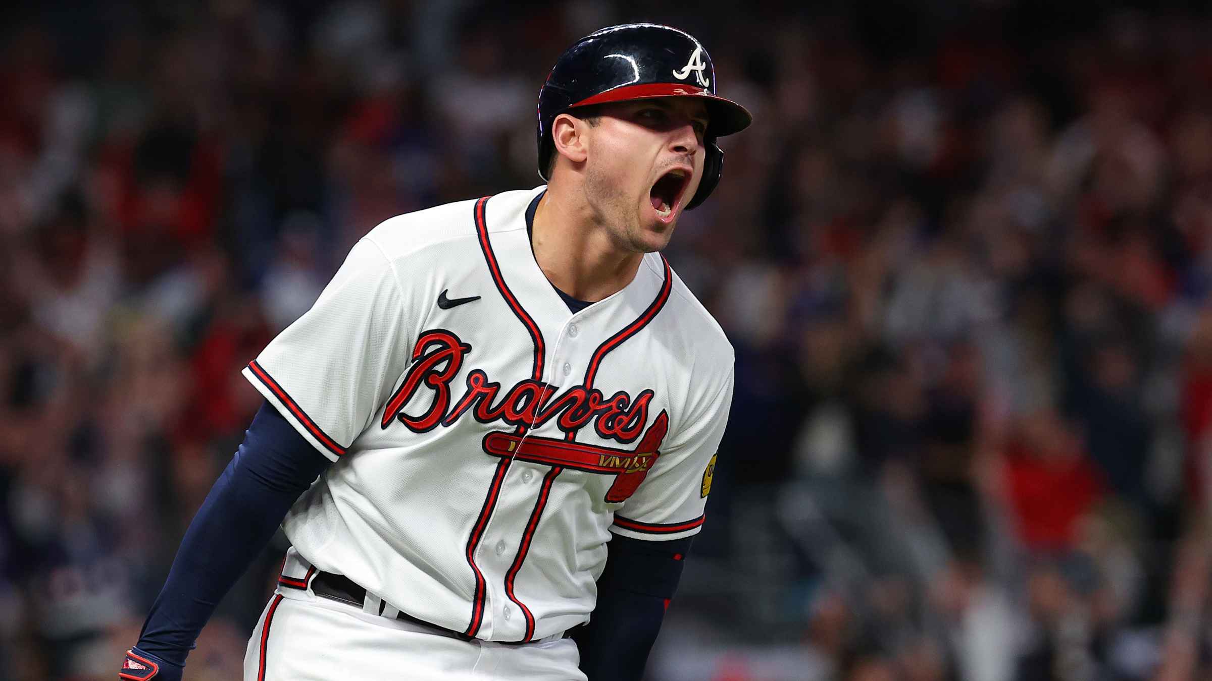 Riley keeps Braves rolling with 30th HR in 7-3 win over Giants