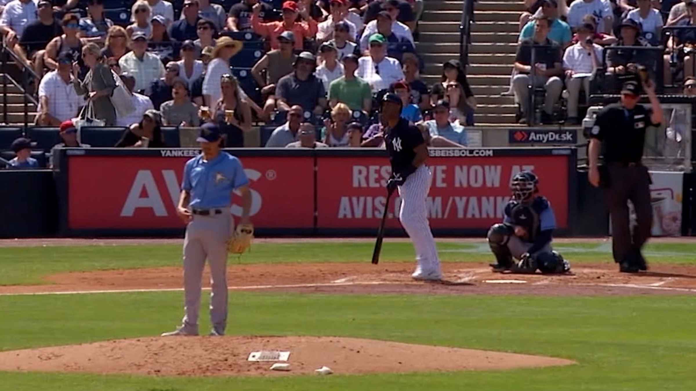 Aaron Hicks' solo homer (6), 07/04/2023