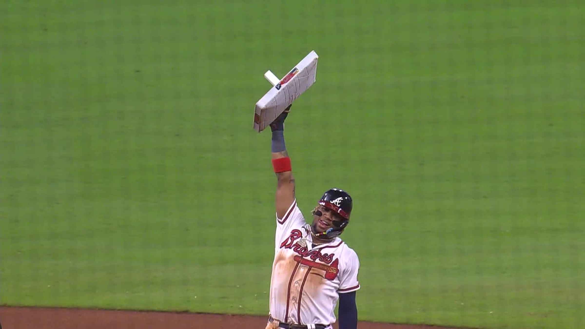 Braves outfielder Ronald Acuña Jr. steals 70th base to make