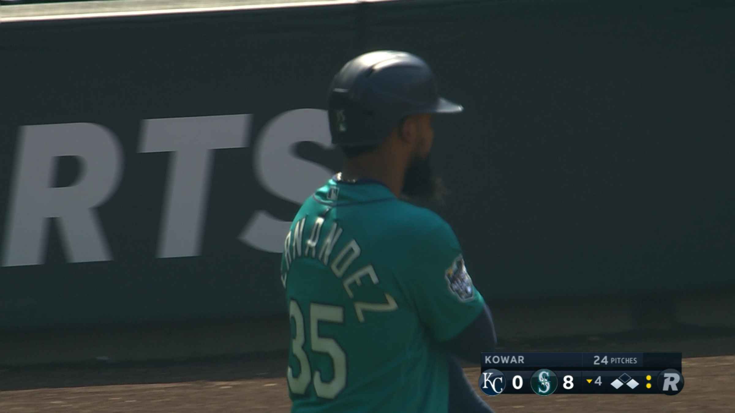 Teoscar Hernández homers twice to lead Mariners over Royals 15-2