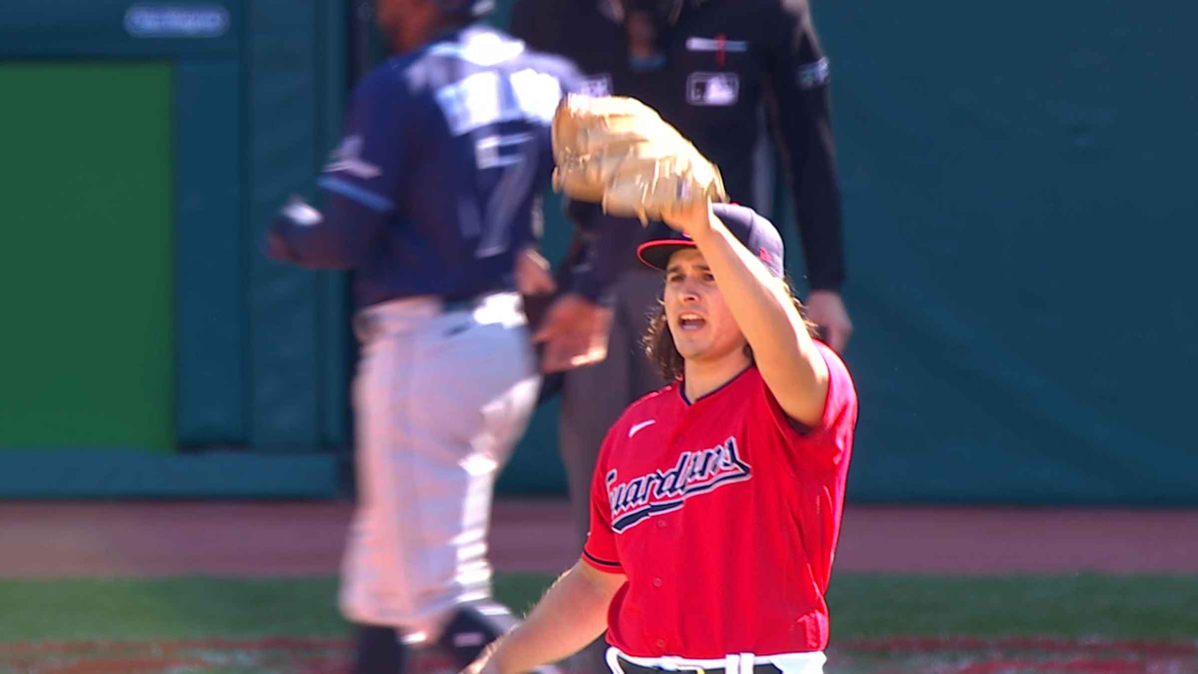 Myles Straw's leaping catch, 09/11/2021