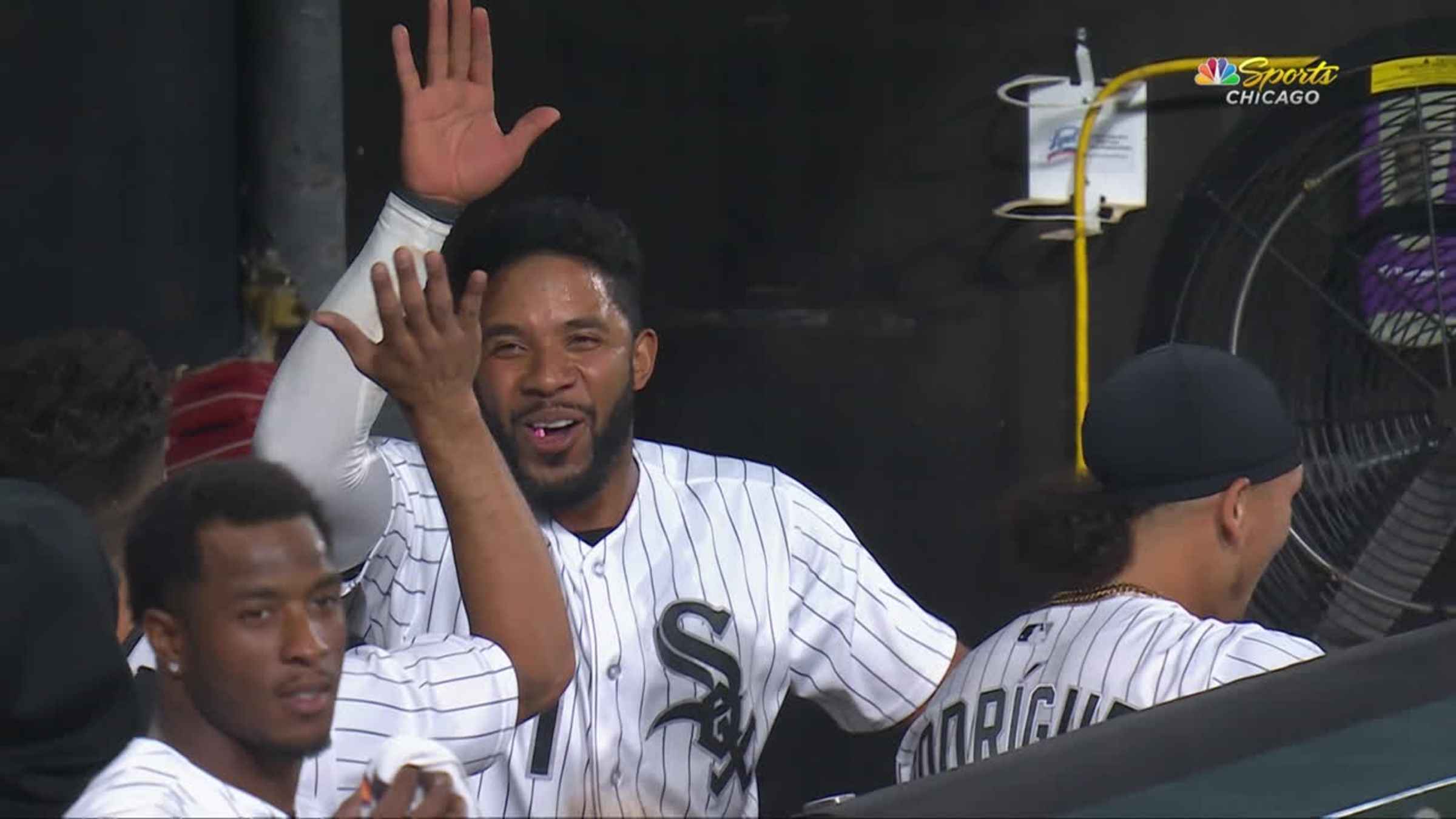 White Sox beat Rangers after home-plate collision violation