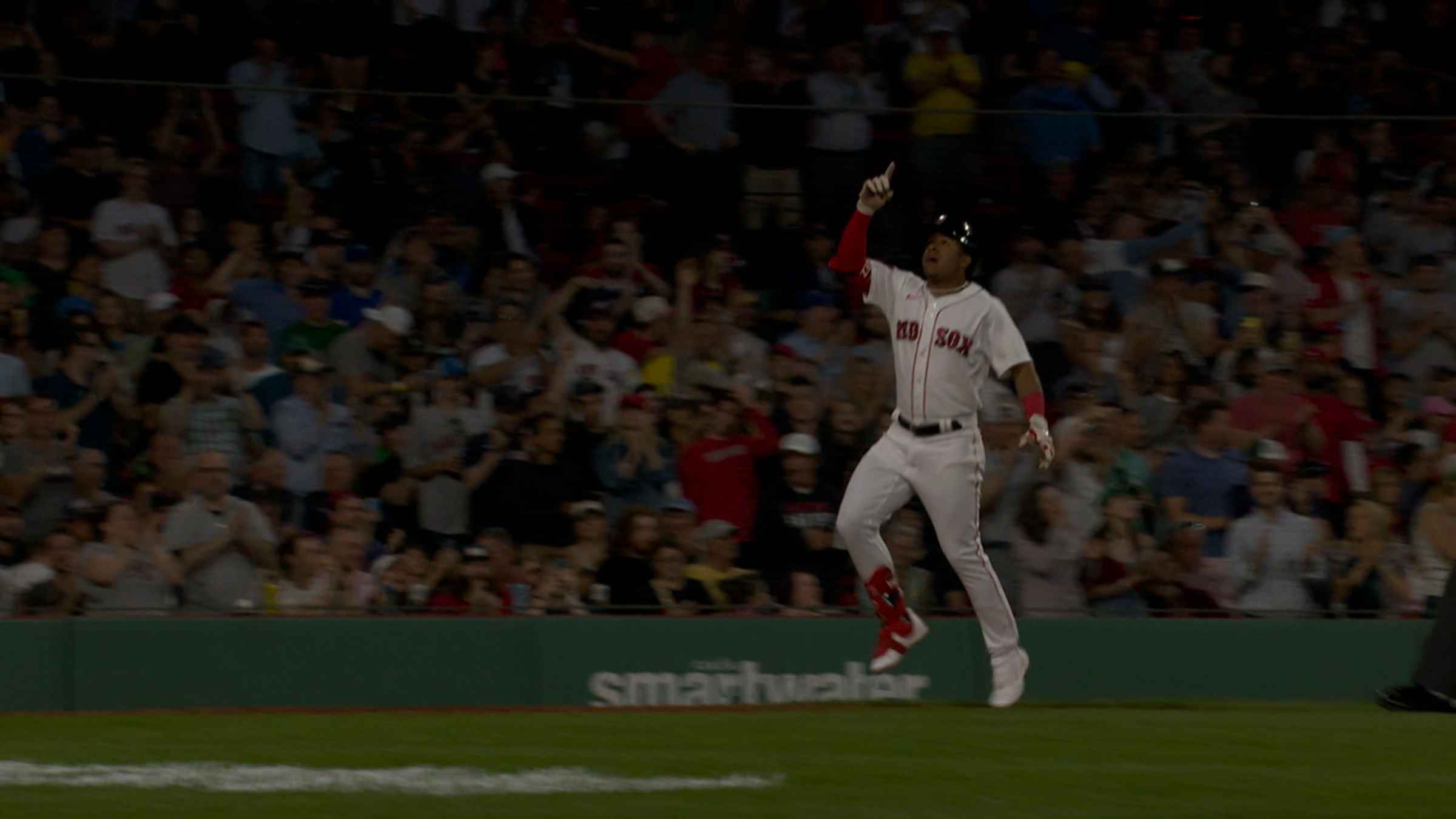 MLB Gameday: Reds 2, Red Sox 8 Final Score (06/01/2023)