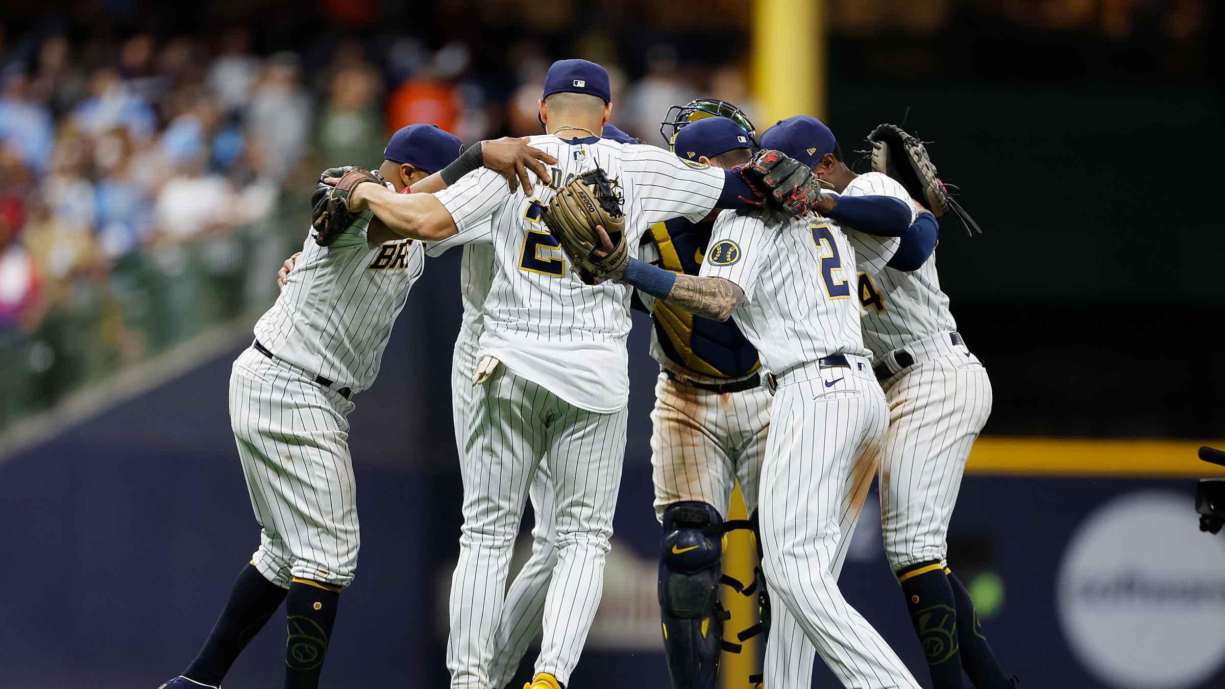 Brewers vs Padres Tickets at American Family Field on Aug 26, 2023