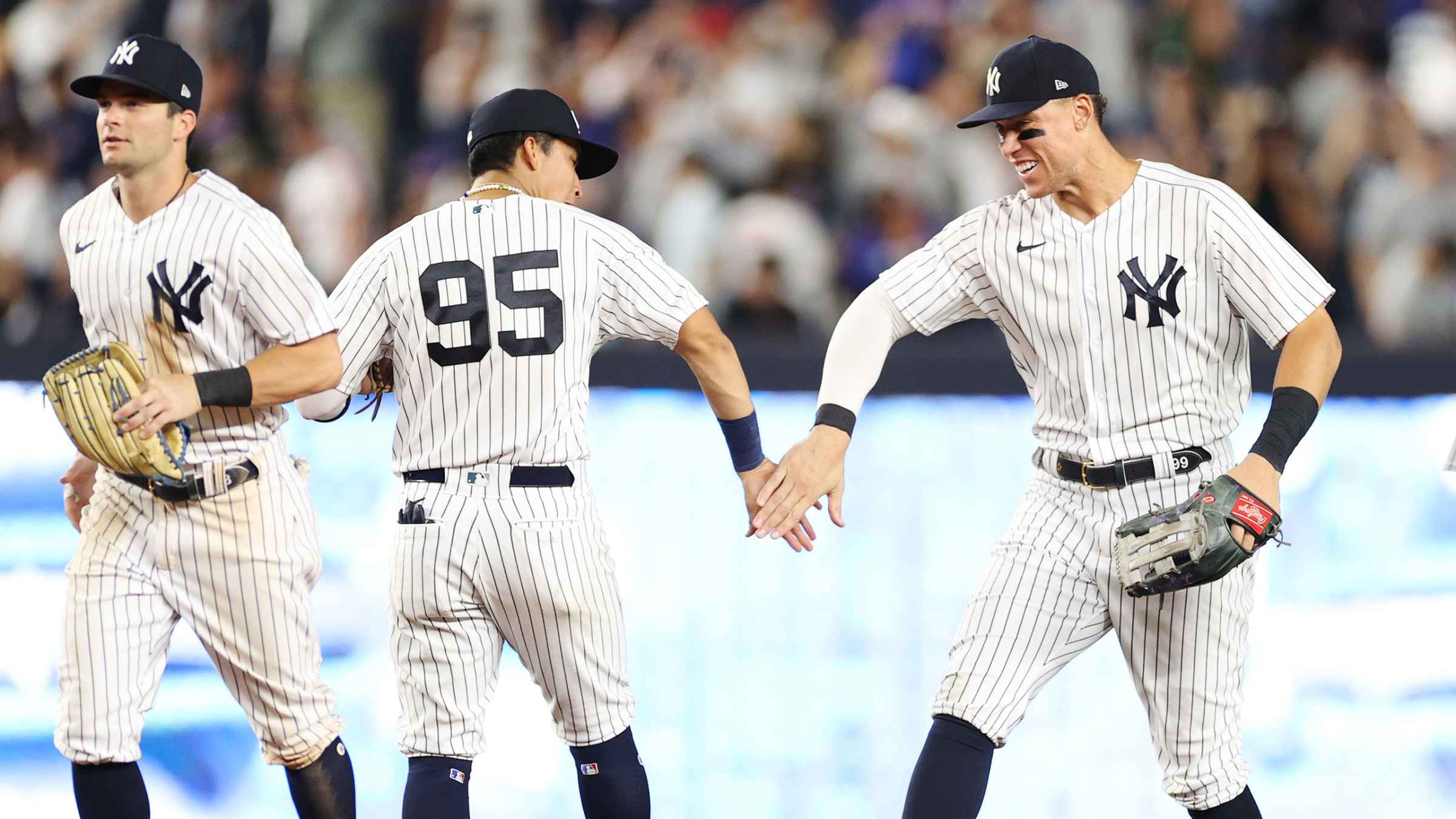 Yankees give injury updates on Andrew Benintendi, DJ LeMahieu