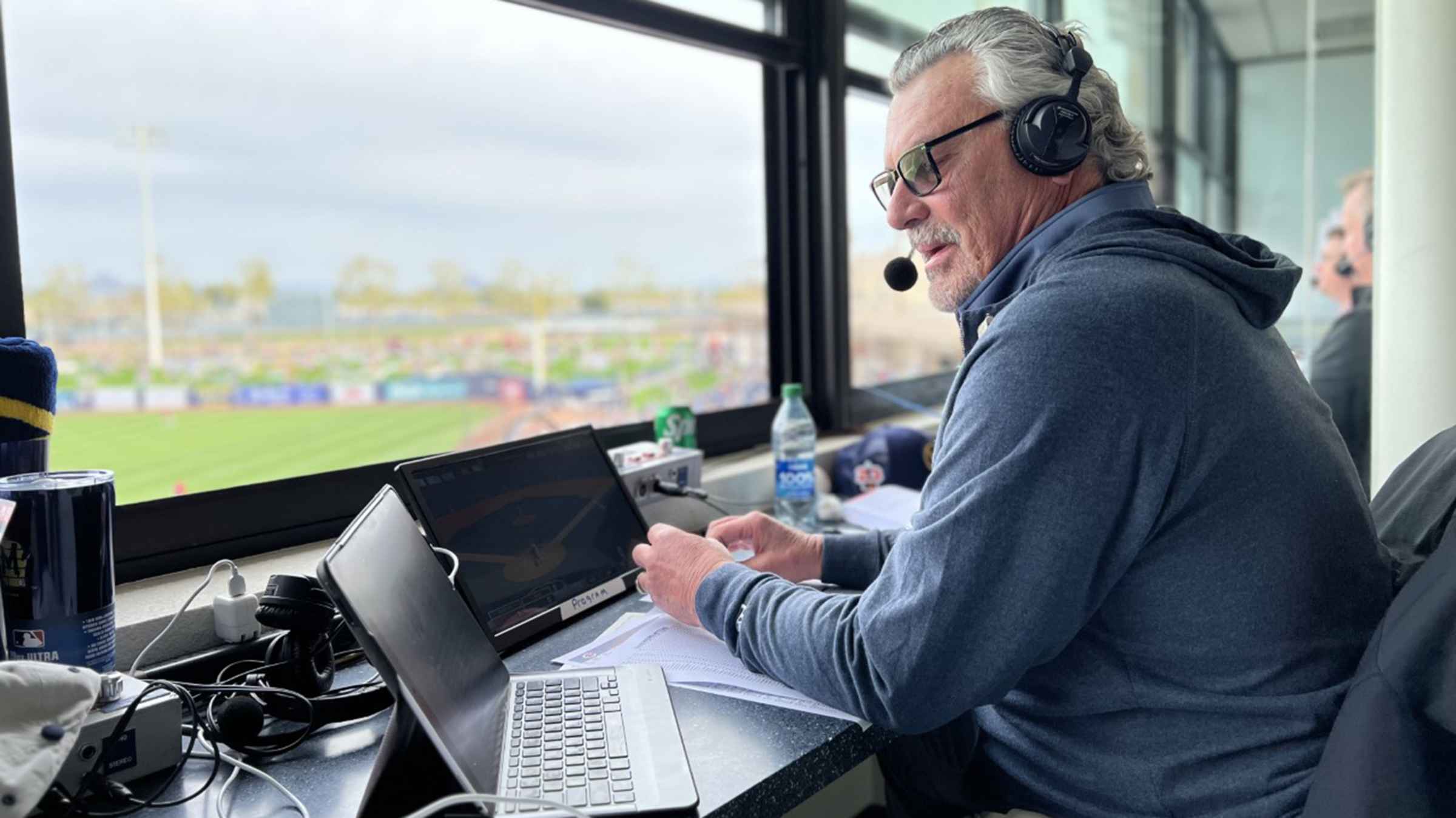 Bob Uecker Back in Booth for Brewers After Heart Surgery - The New