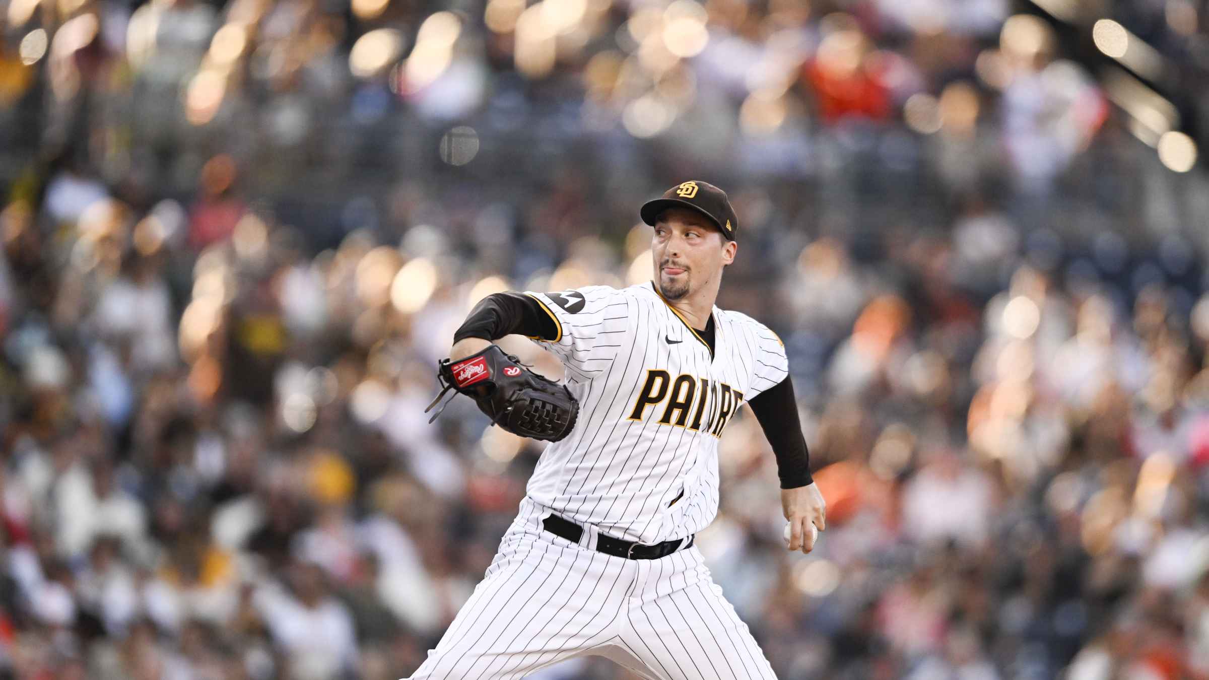 Giants score 12 runs vs. Padres after team home run derby