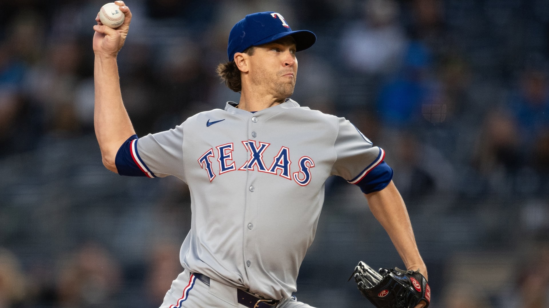 Jacob deGrom delivers a pitch