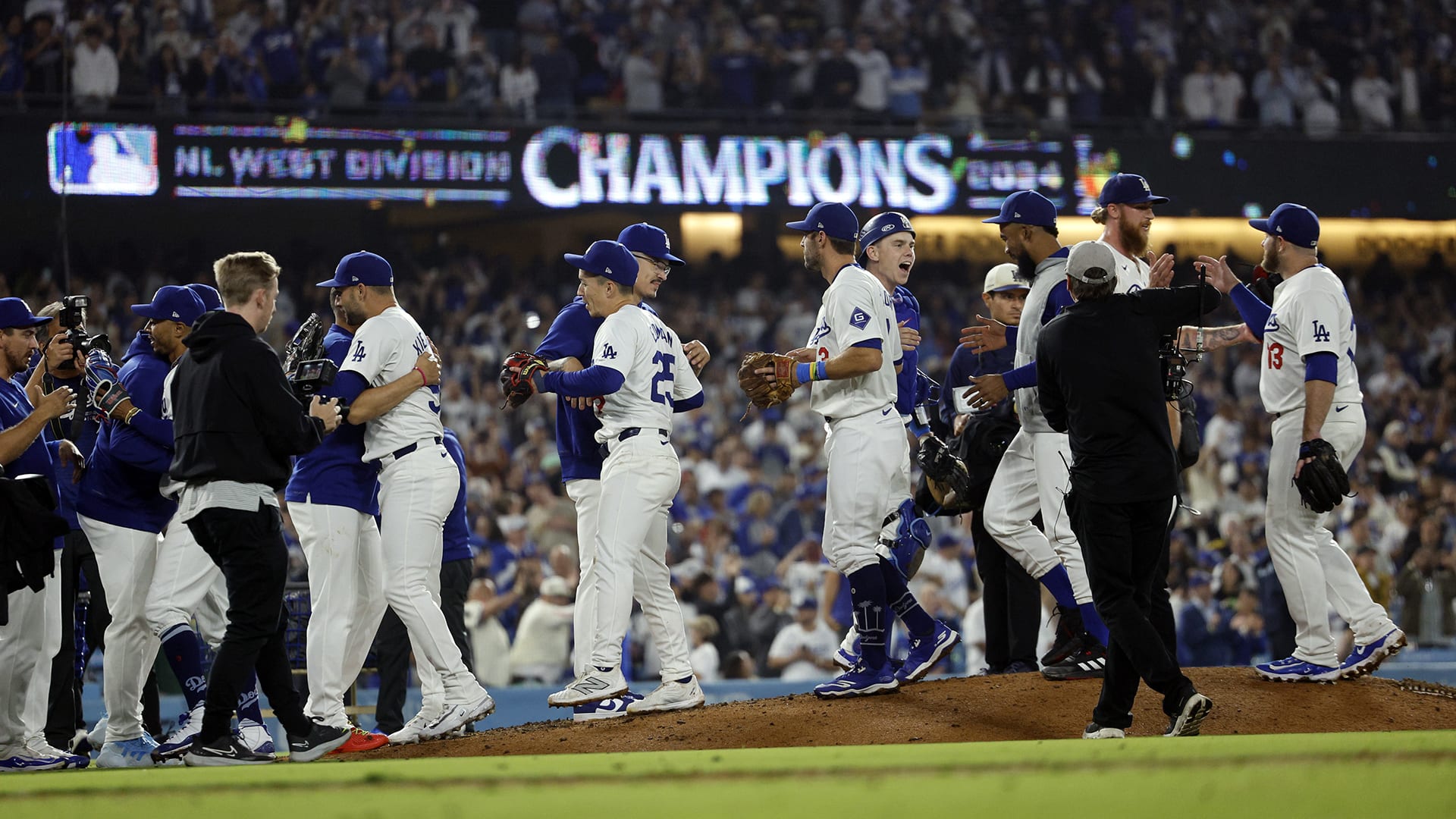 As NL West champions for the third straight season, the Dodgers don't start the playoffs until the NLDS