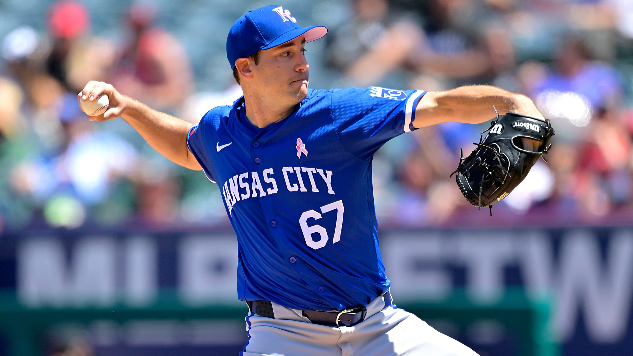 Seth Lugo delivers a pitch