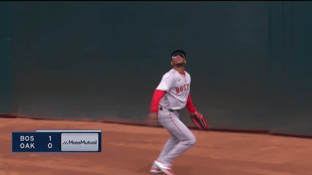 Ceddanne Rafaela robs Brent Rooker with a leaping catch in center field