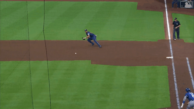 José Abreu hits the dirt to rob a base hit in the ninth inning