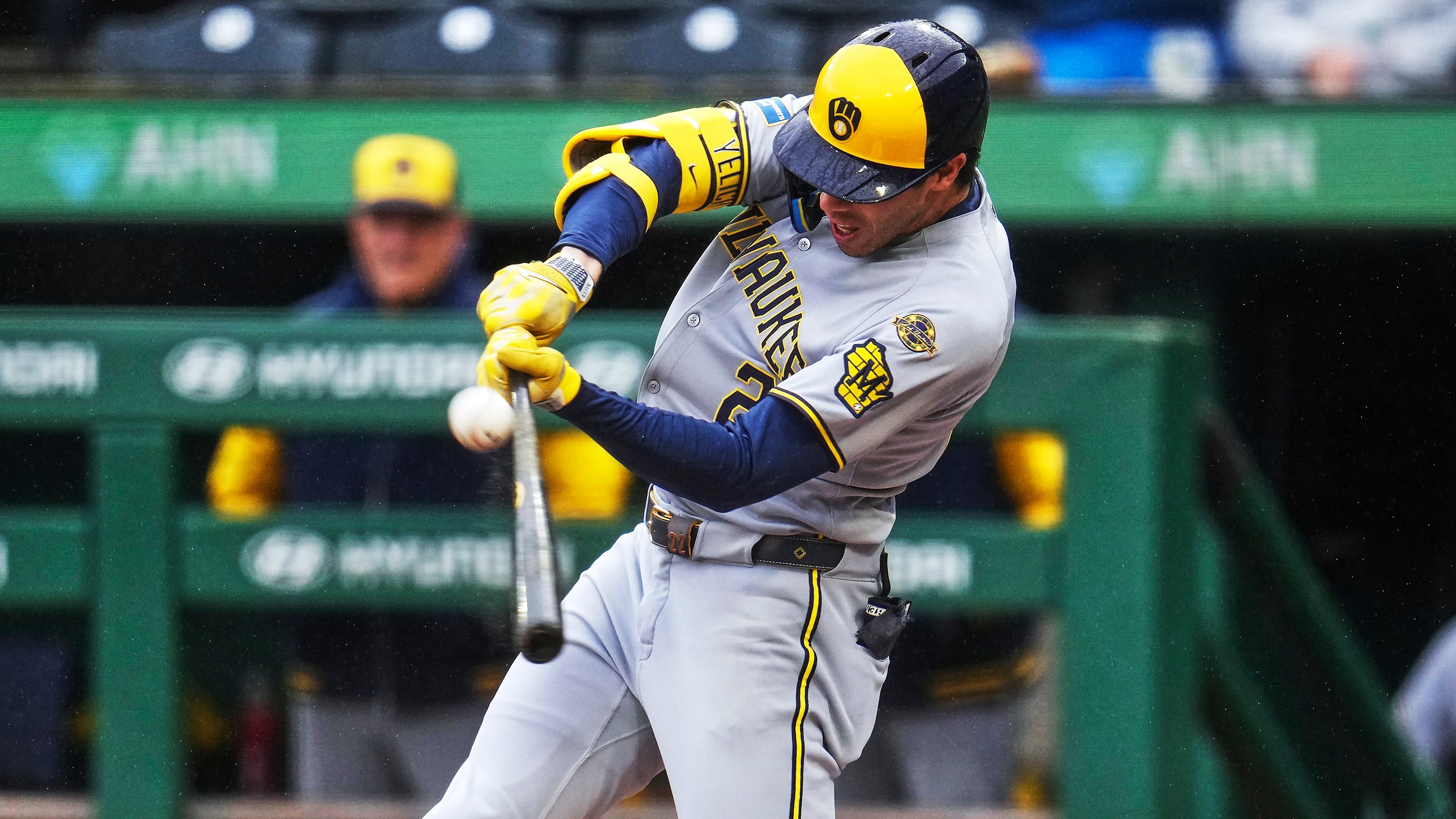 Christian Yelich connects for his first home run of the game