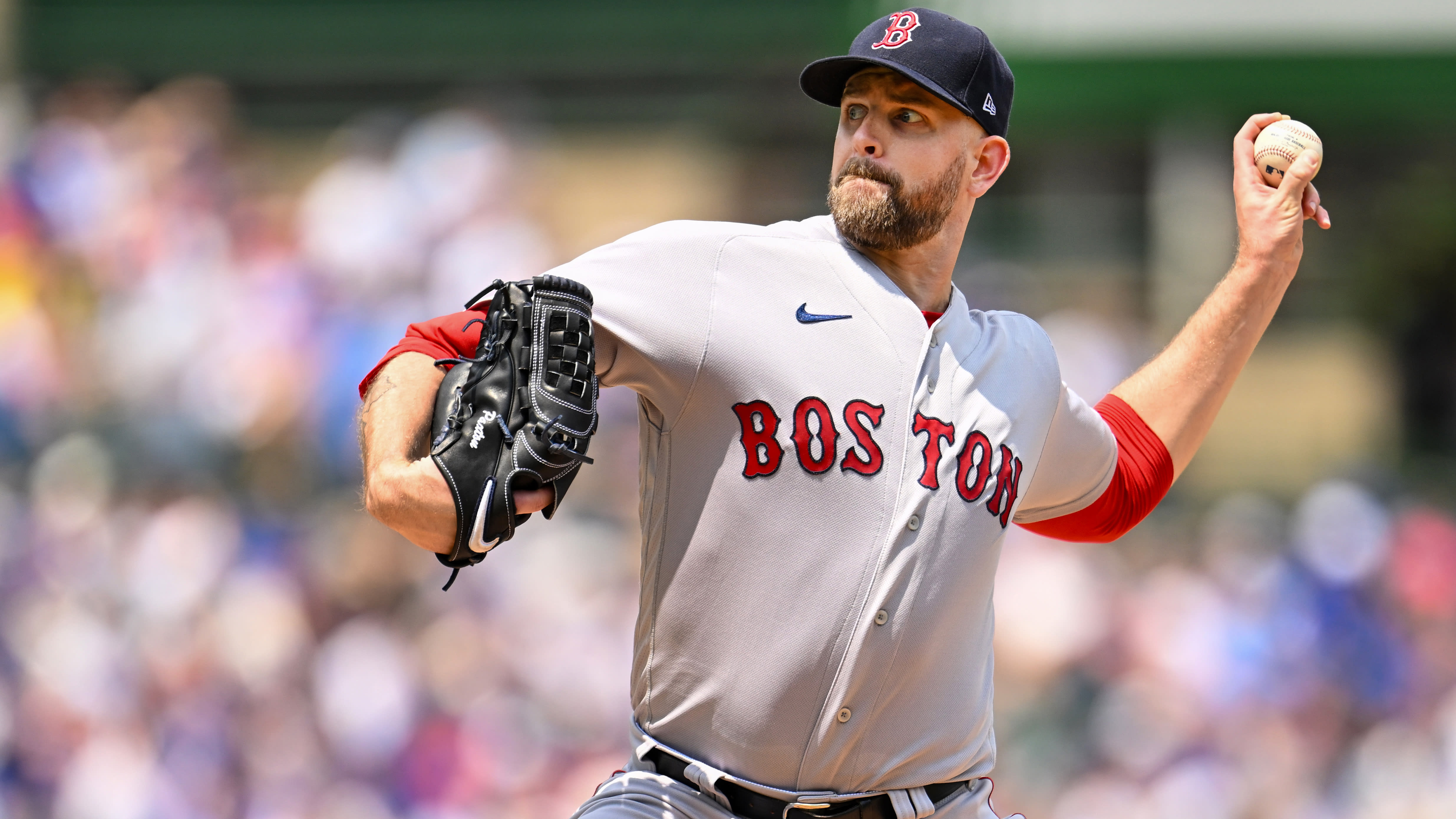 James Paxton delivers a pitch