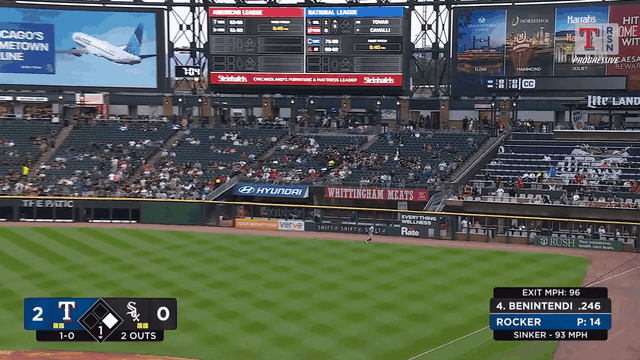 An animated gif of Brandon Nimmo leaping high to rob a home run
