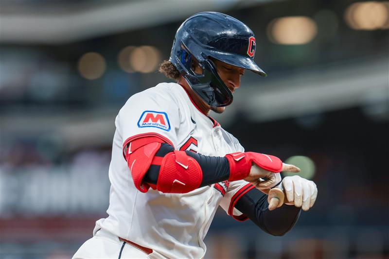 Bo Naylor wrist HR celebration