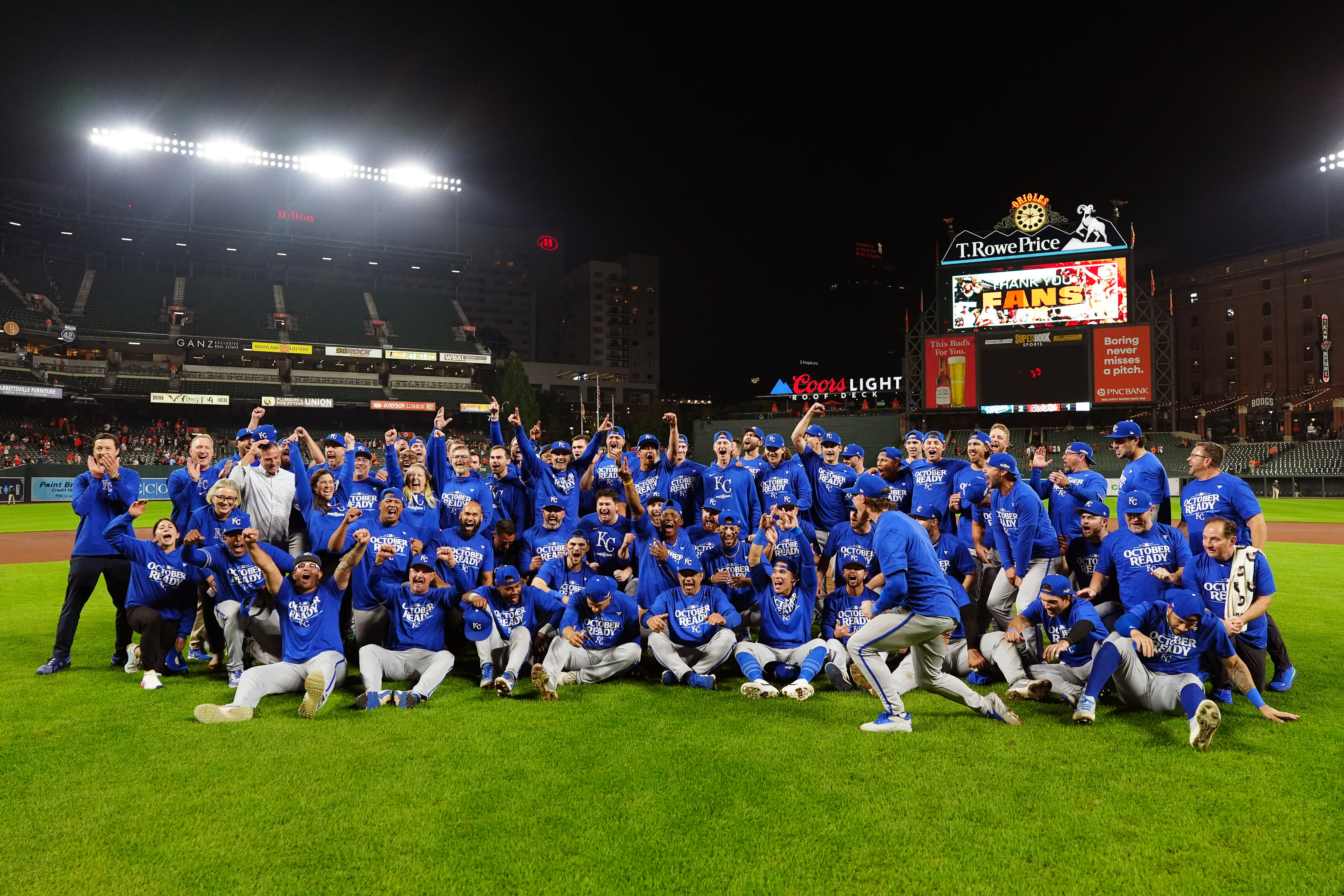 Royals celebrate winning 2024 Wild Card Series