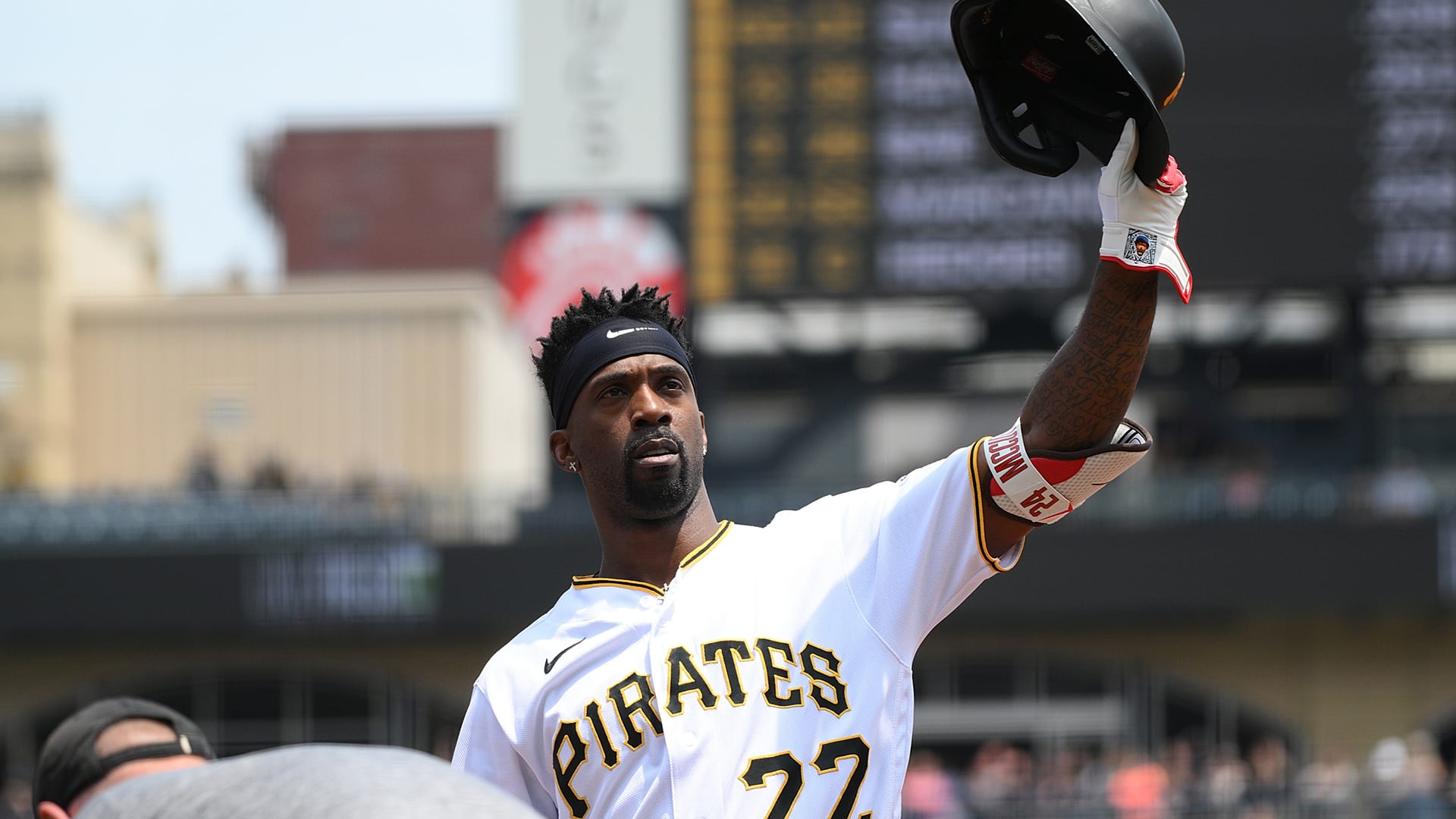 Andrew McCutchen tips his helmet to the Pittsburgh crowd