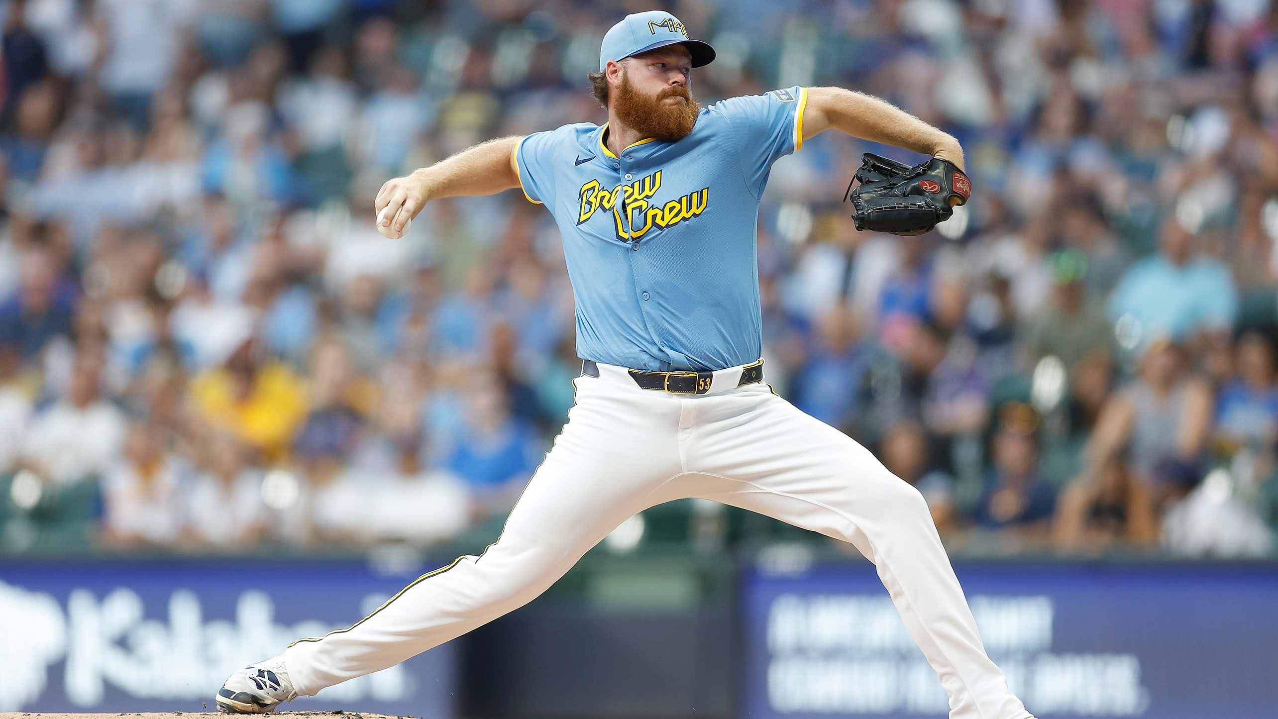 Brandon Woodruff delivers a pitch